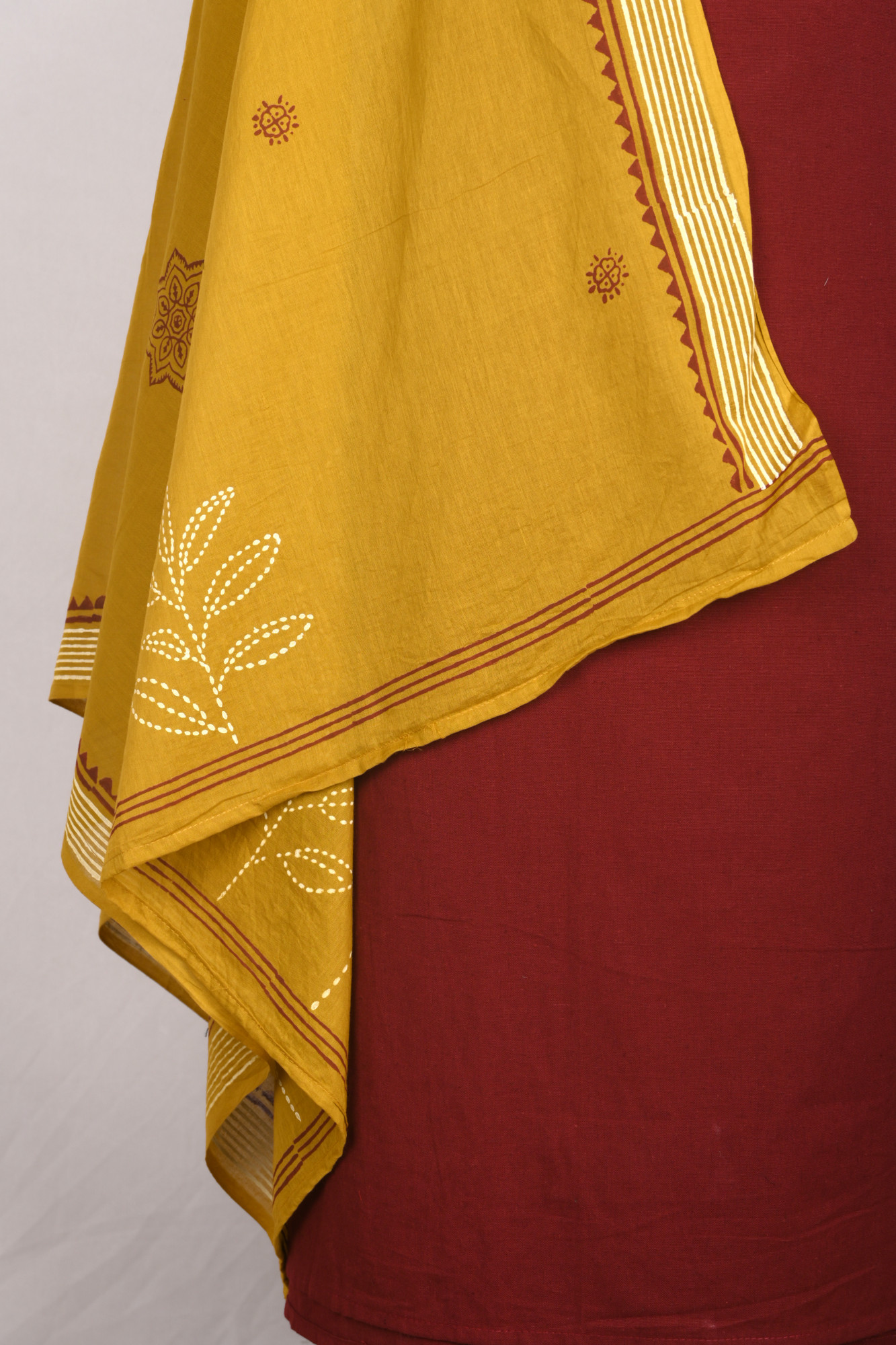 Maroon Cotton Beautiful Suit Set with Dupatta - 657-W25SRAN692A