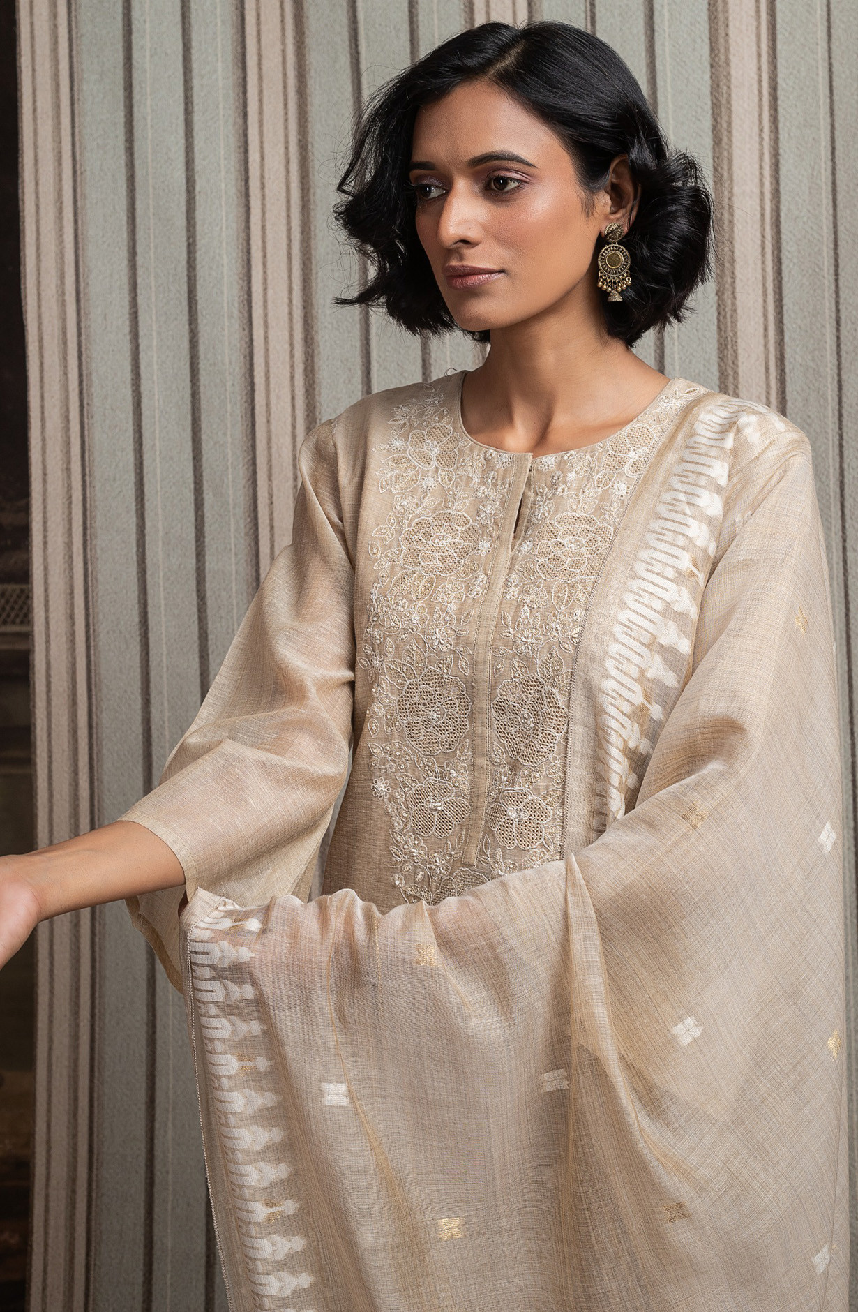 Fawn Jamdani Beautiful Unstitch Suit Set with Dupatta - R157-SPR2612