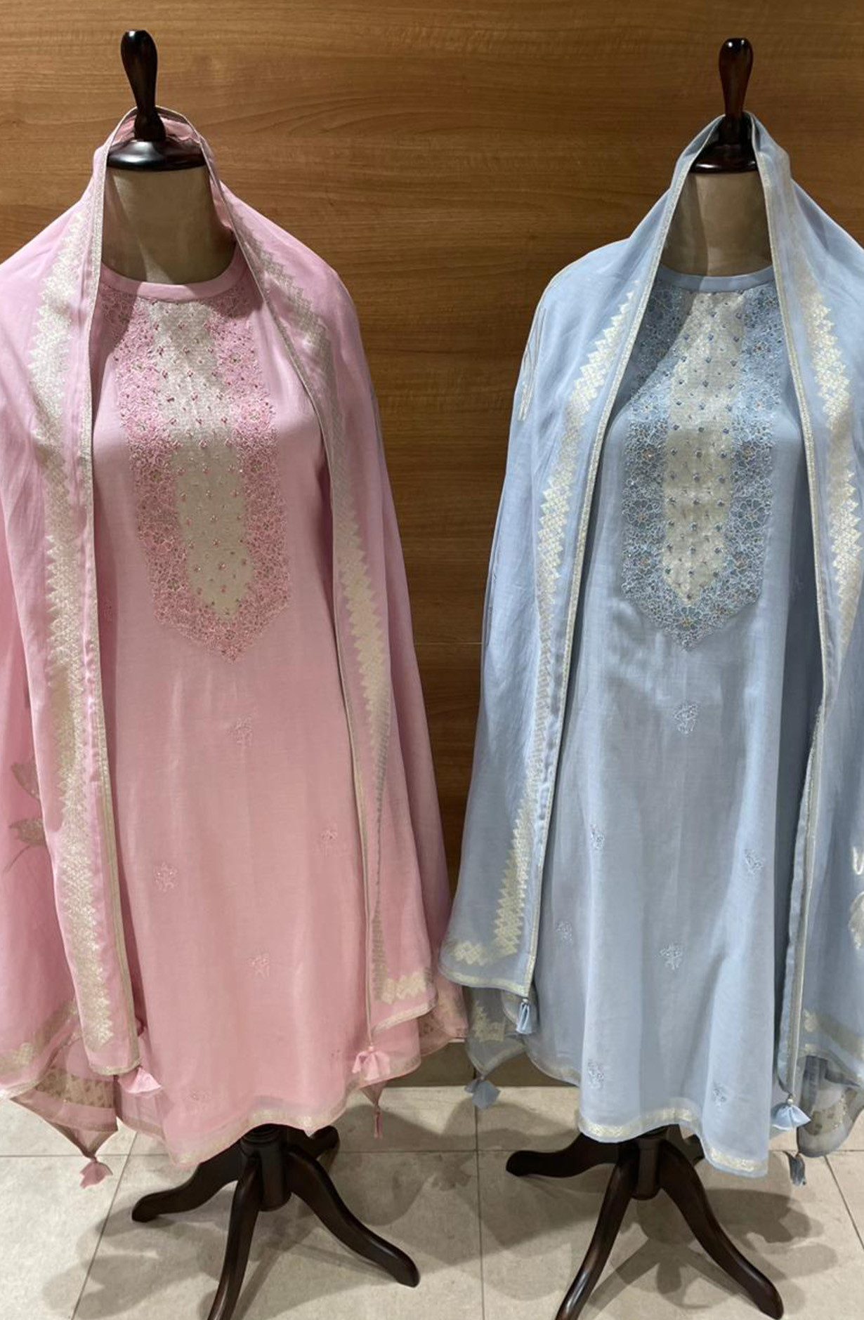 Blue Mul chanderi Beautiful Unstitch Suit Set with Dupatta - R157-SPR2629A