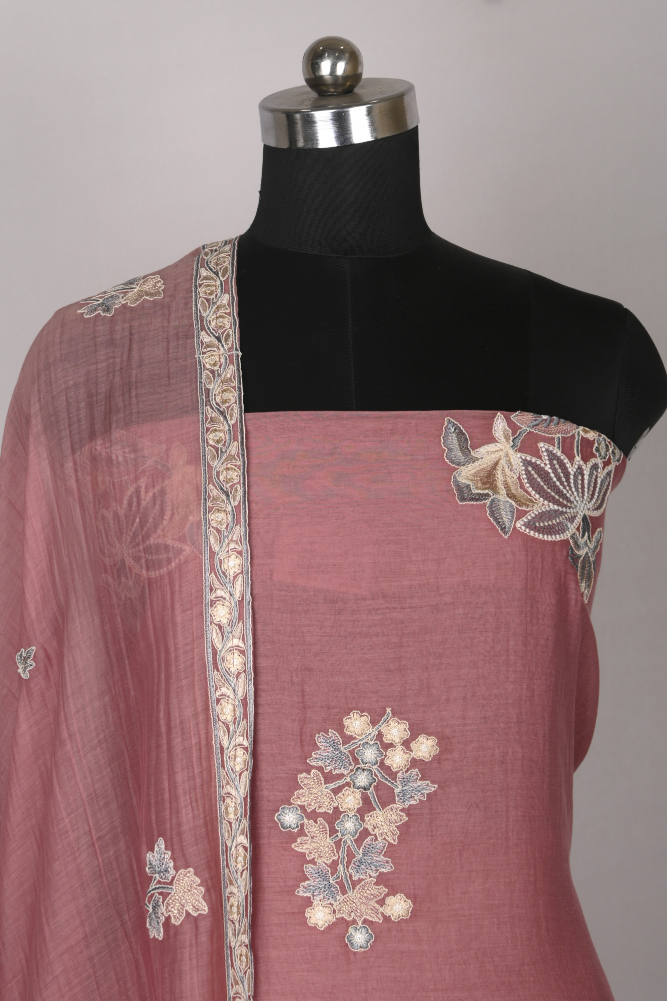 Peach Mul Cotton Beautiful Suit Set with Dupatta - 996-MCHEMB1102A