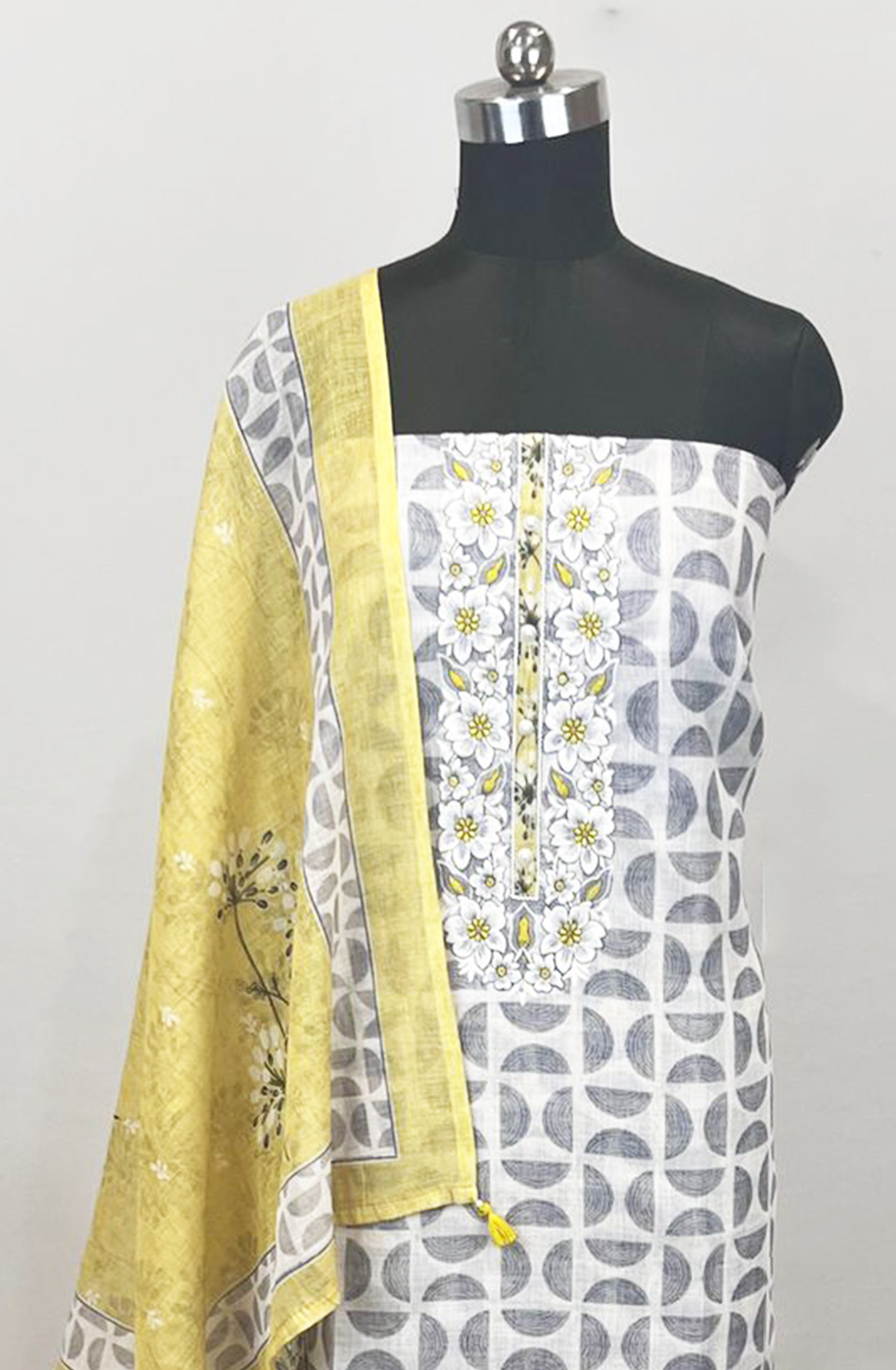 Grey Linen Unstitched Beautiful Suit Set with Dupatta - 131-EE5535A