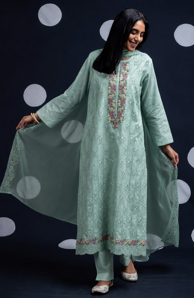 Image of Green Pure Cotton Butta Beautiful Suit Set with Dupatta - TANNSF132D