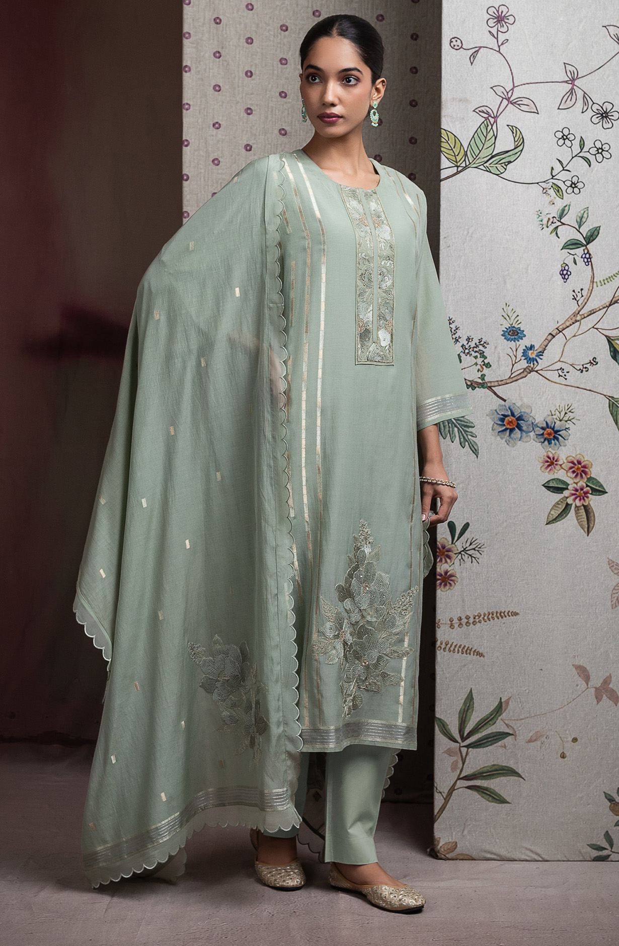 Green Mul chanderi jacquard beautiful Suit Set with Dupatta - R157-SPR2650