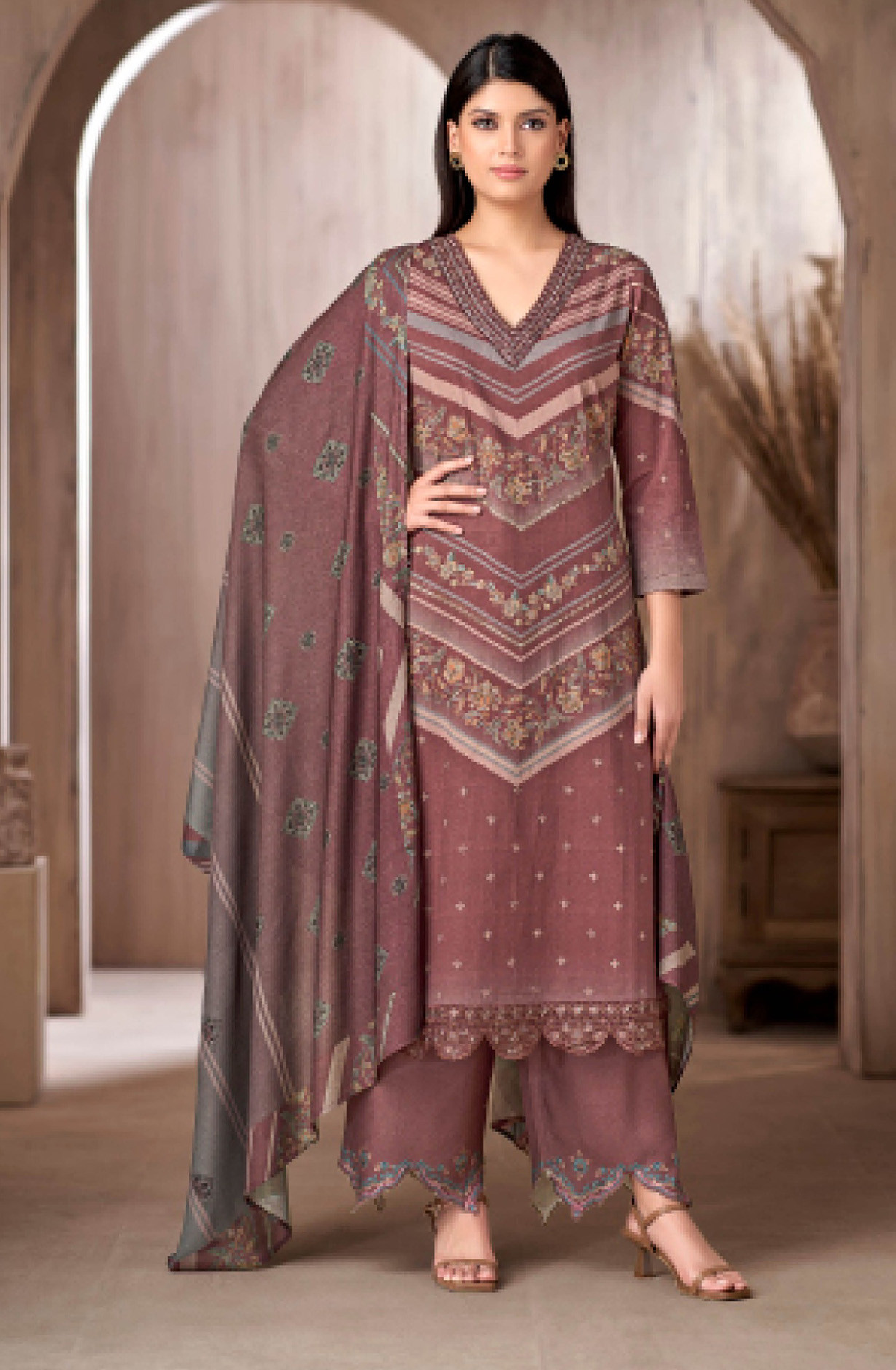 Pink pure corduroy Suit set with Dupatta- ISH5036