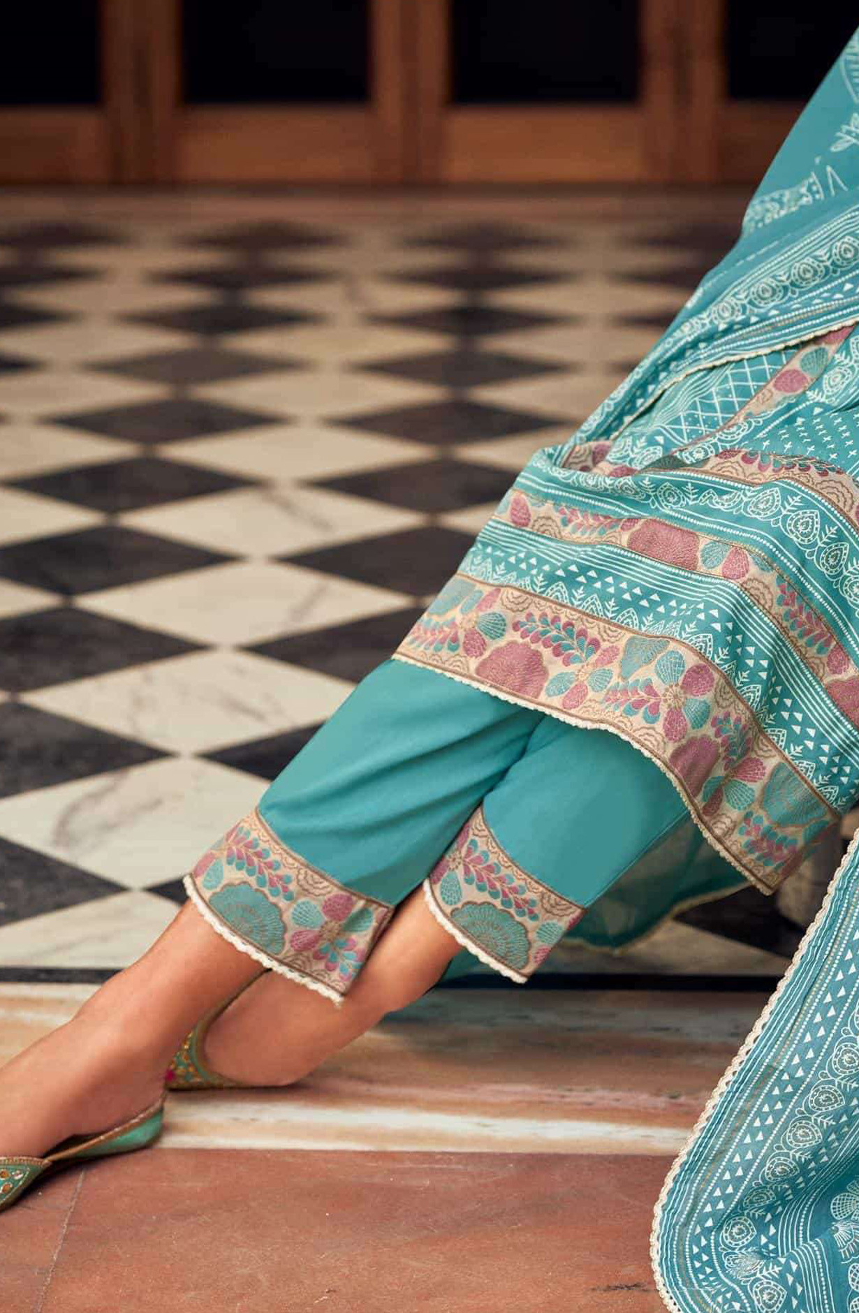 Firozee Pure Cotton Beautiful Suit Set with Dupatta - ROS10166