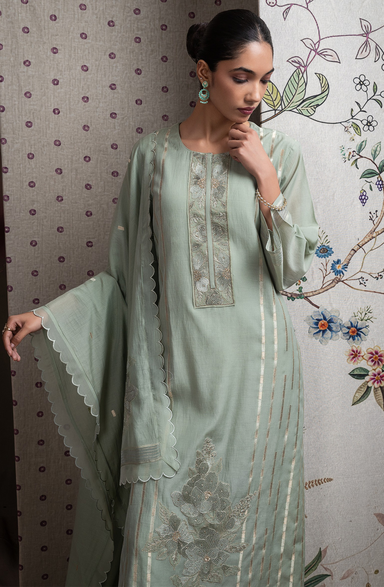 Green Mul chanderi jacquard beautiful Suit Set with Dupatta - R157-SPR2650