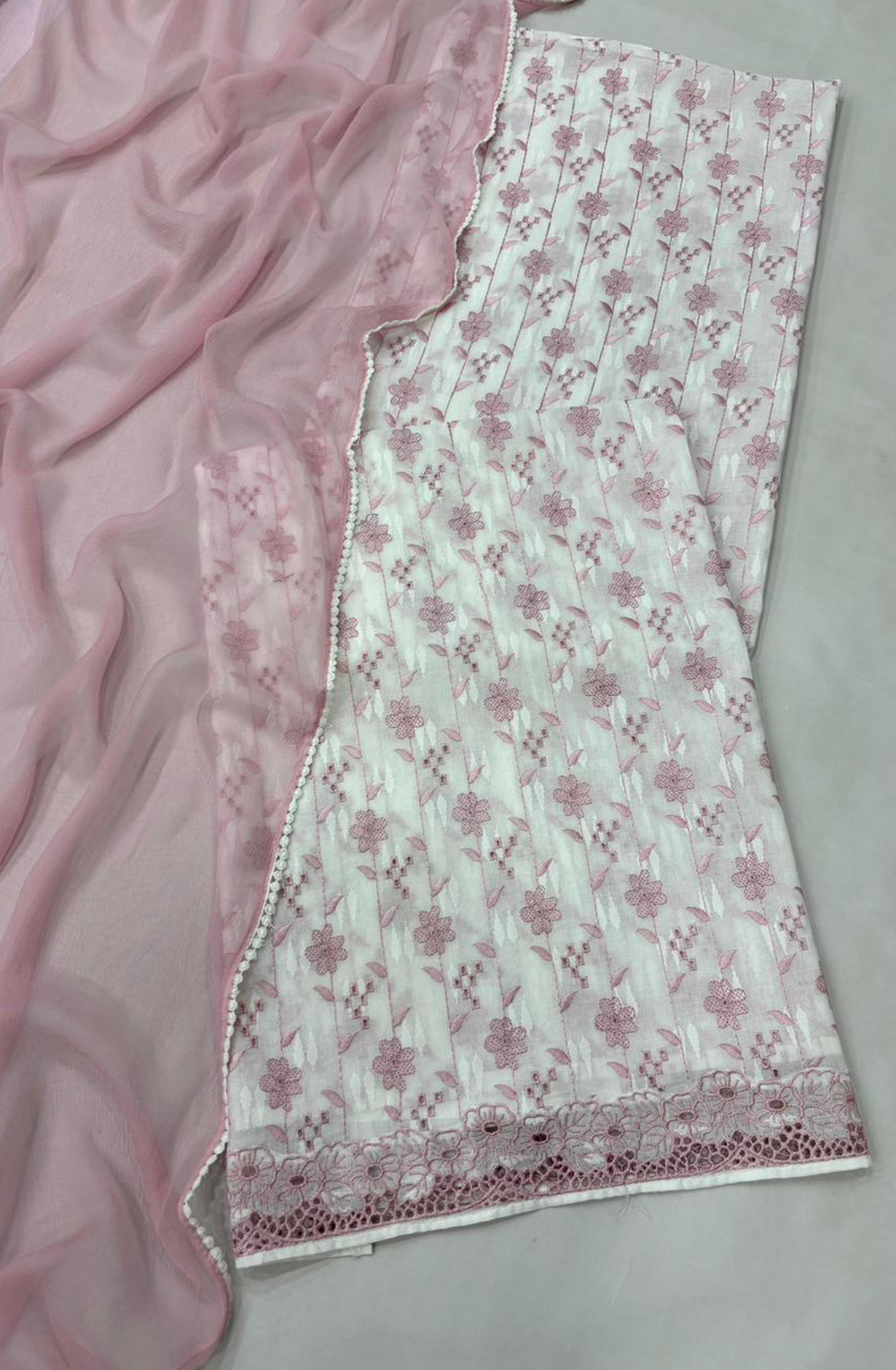 Pink pure cotton unstitched beautiful Suit Set with Dupatta - SAHNT119A
