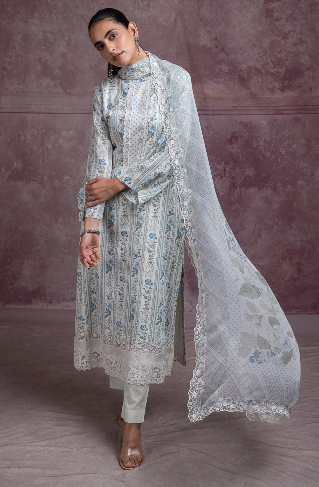 Blue Very finner cotton beautiful Suit Set with Dupatta - VENNT139A