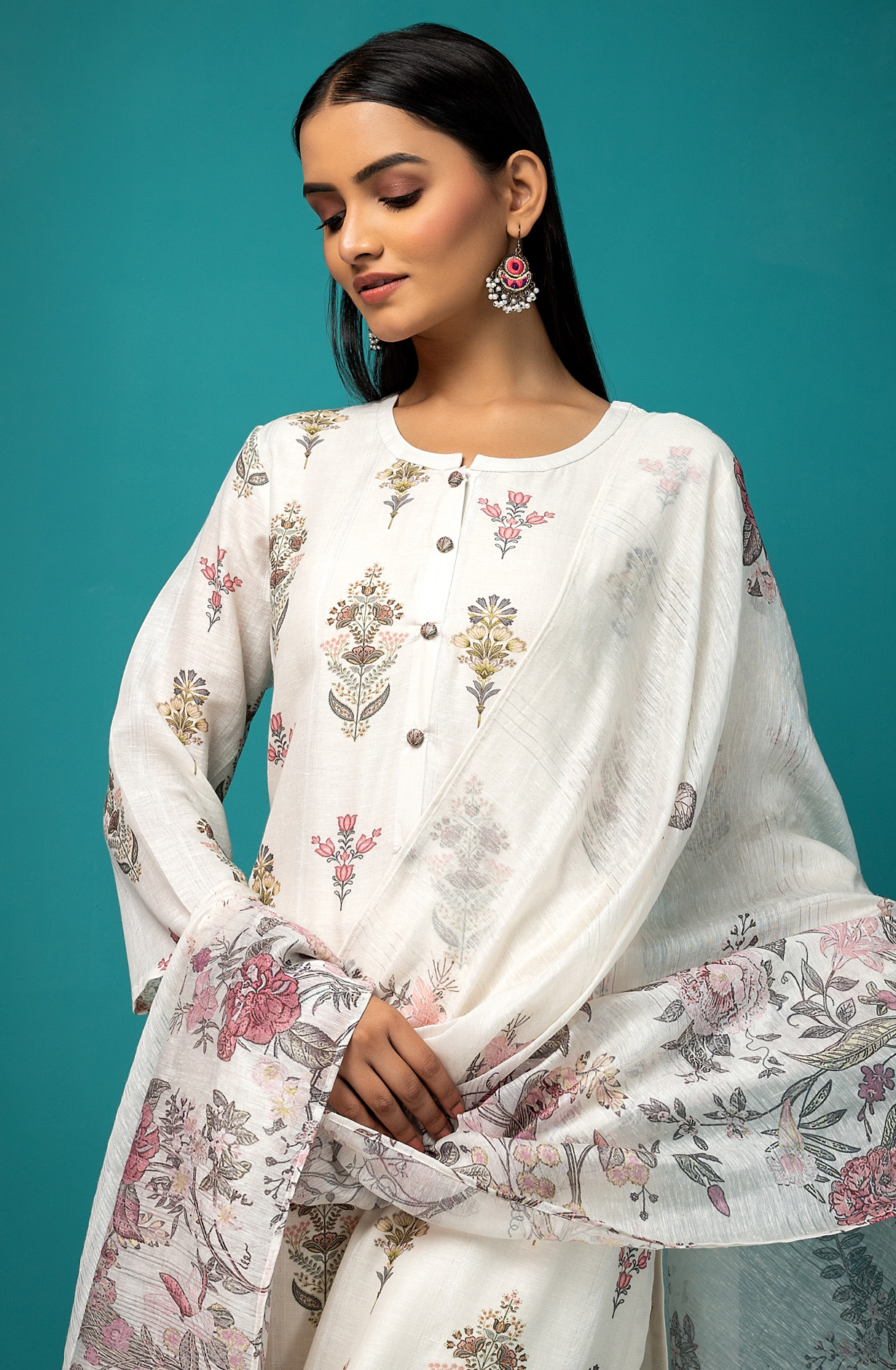 Off-white Linen Digital Printed Exclusive Salwar Kameez - KEH1884