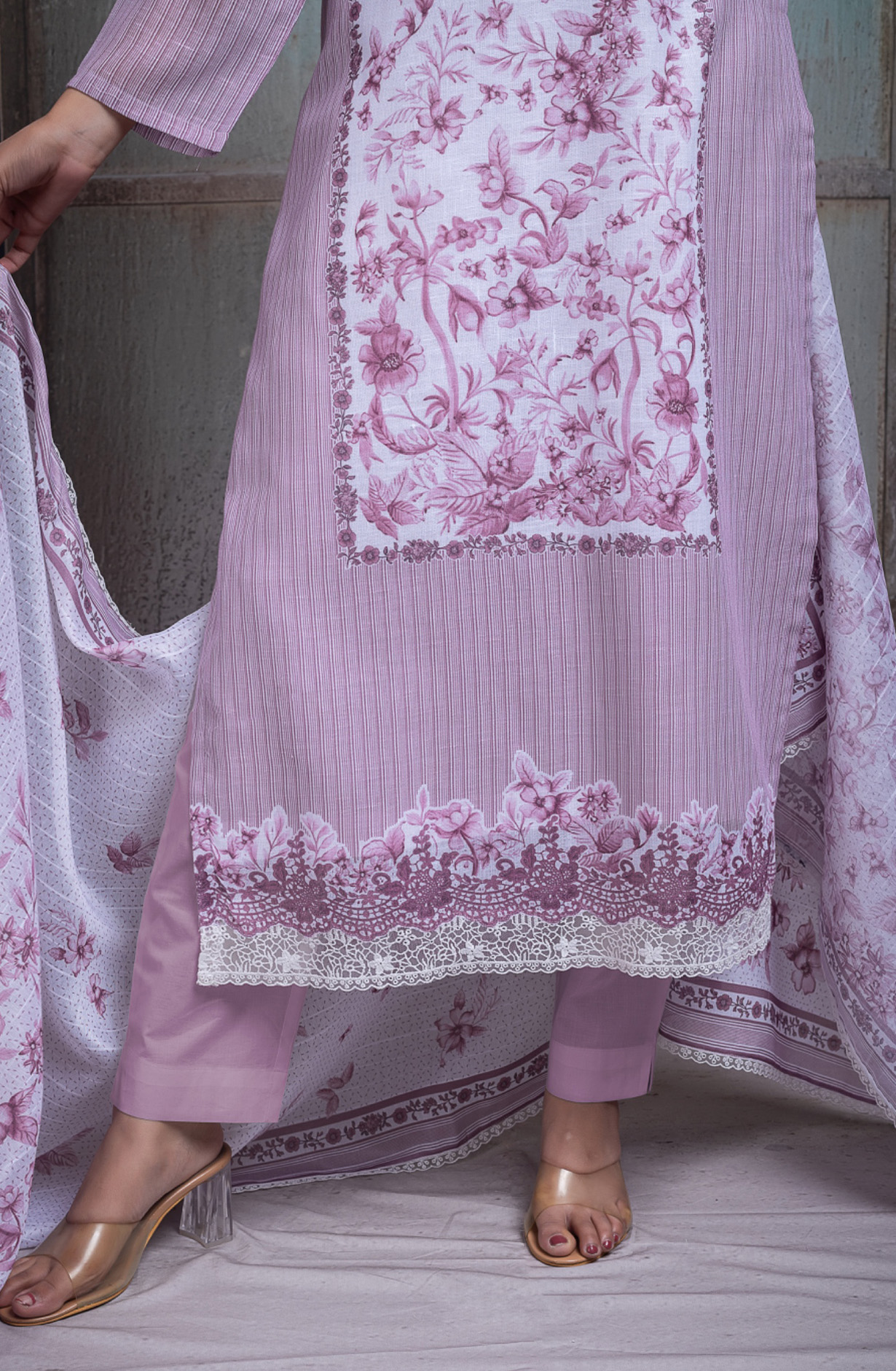 Mauve Linen Digital Printed Unstitched Suit Set with Dupatta - AMRNSP105B