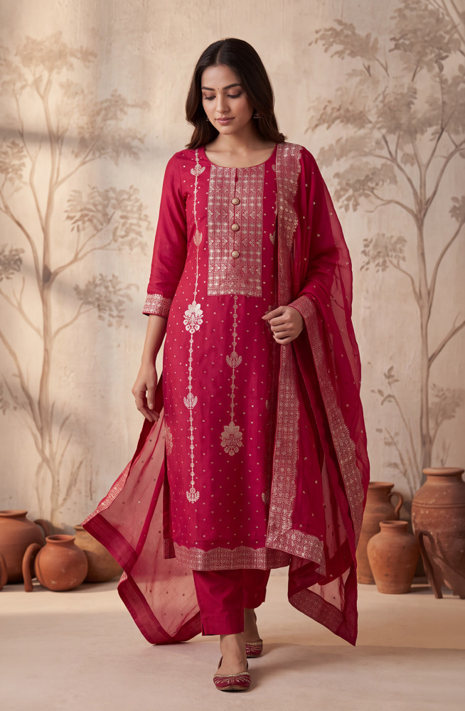 Image of Magenta Silk Unstitched Suit Set with Beautiful Dupatta - 131-CT4492