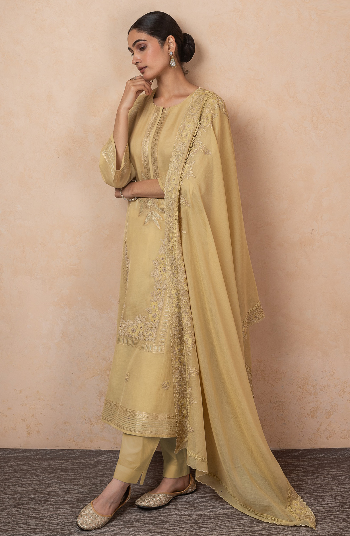 Pista Mul Chanderi Beautiful embroidered Suit Set with Dupatta - R157-SPR2626A