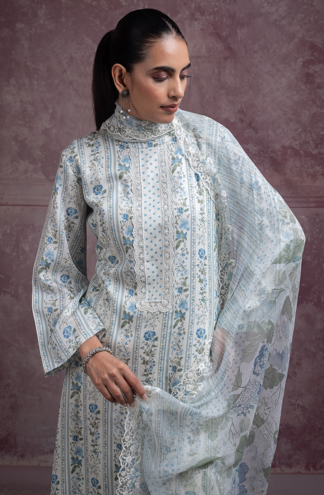 Blue Very finner cotton beautiful Suit Set with Dupatta - VENNT139A