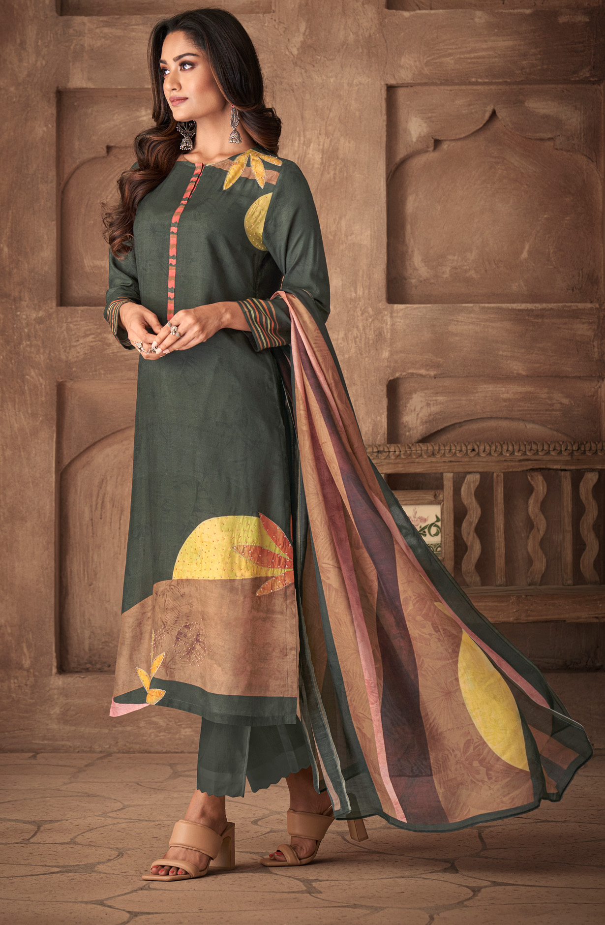 Olive Green Cotton Digital Printed Unstitched Salwar Kameez - ITR512