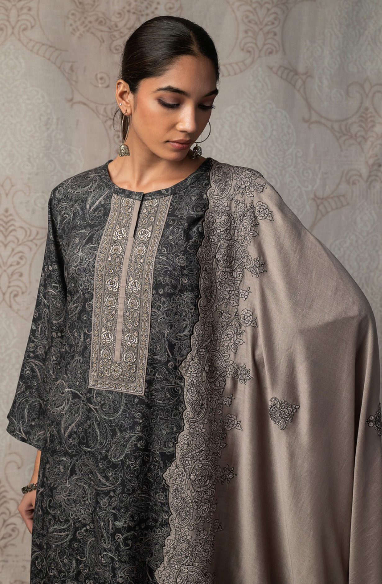 Black Pashmina Suit Set with Pashmina Dupatta - R157-SPR2482C