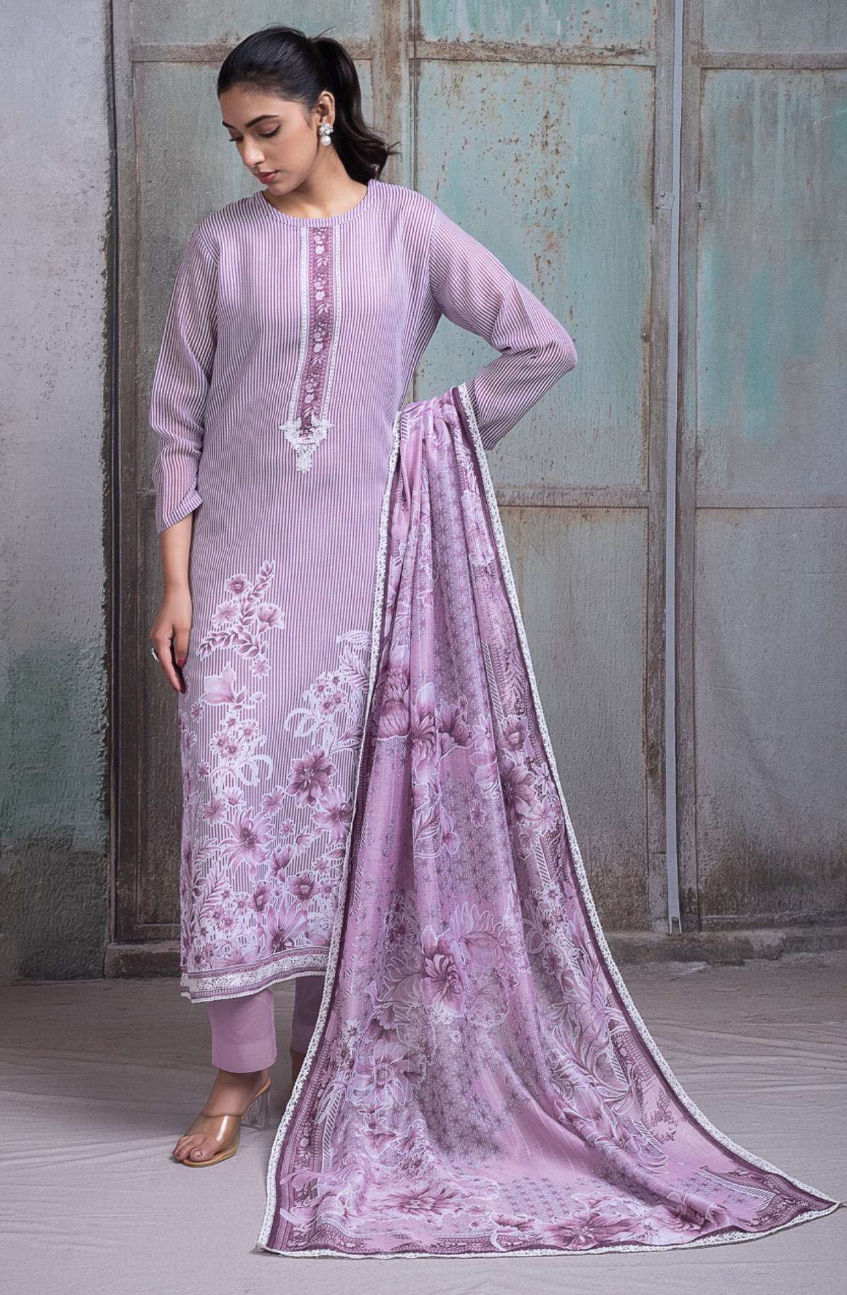 Mauve Linen Digital Printed Unstitched Suit Set with Dupatta - AMRNSP105C