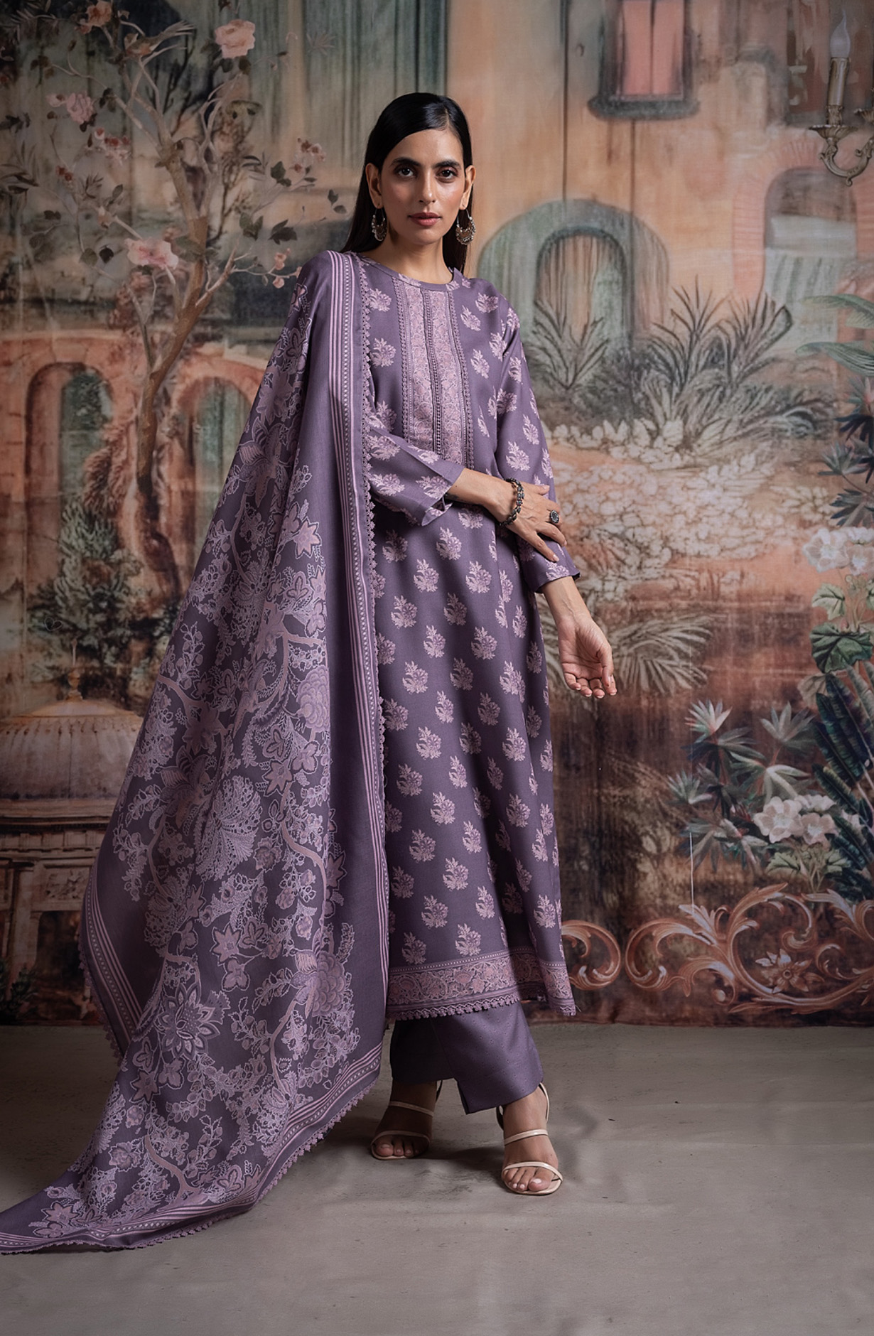 Mauve Pashmina Suit set with Pashmina Dupatta - ZIR2094B