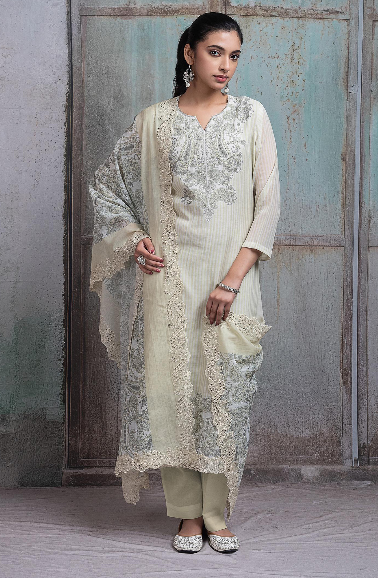 Mehndi Pure mul chanderi beautiful Suit Set with Dupatta - FAHNT155C