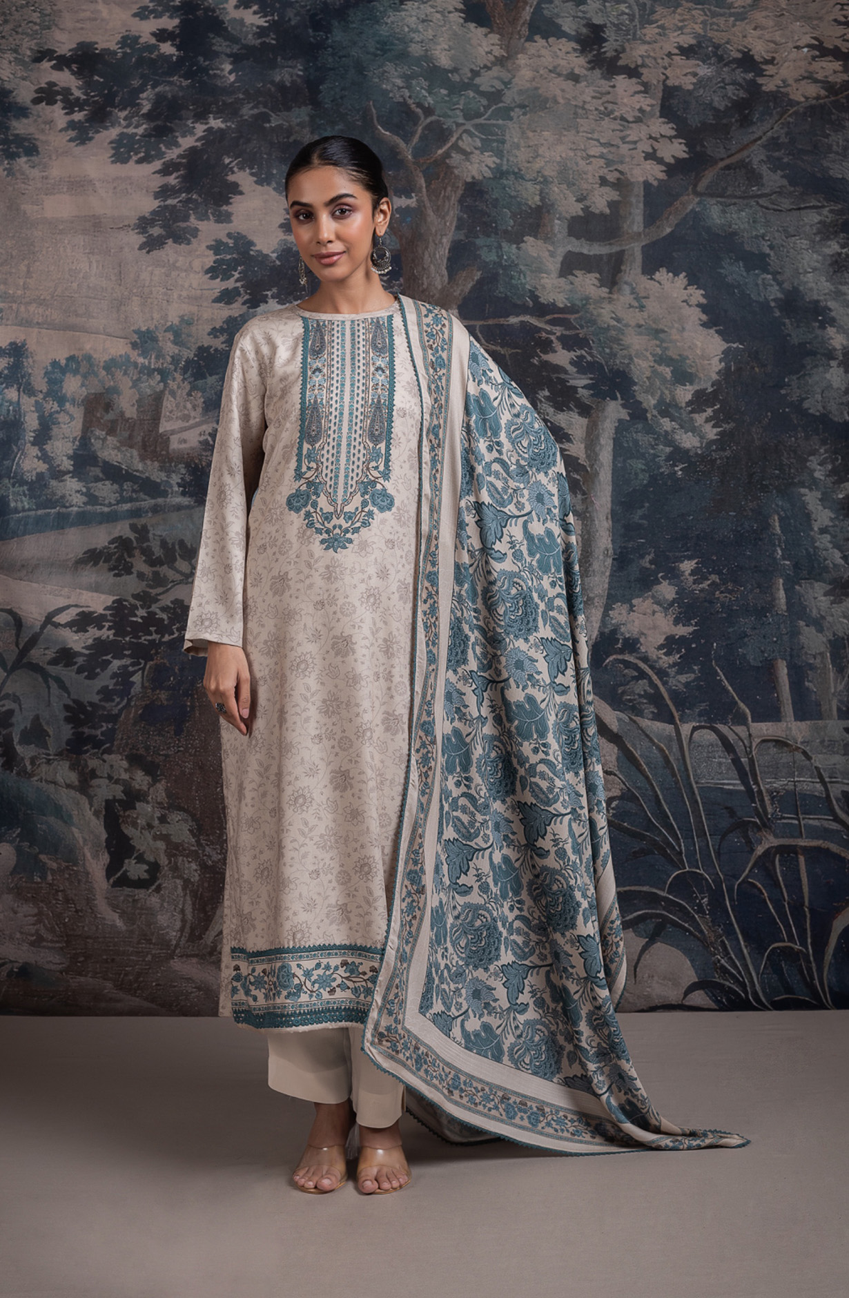 Blue Pashmina Digital Printed Suit Set with Dupatta - RUA2125C