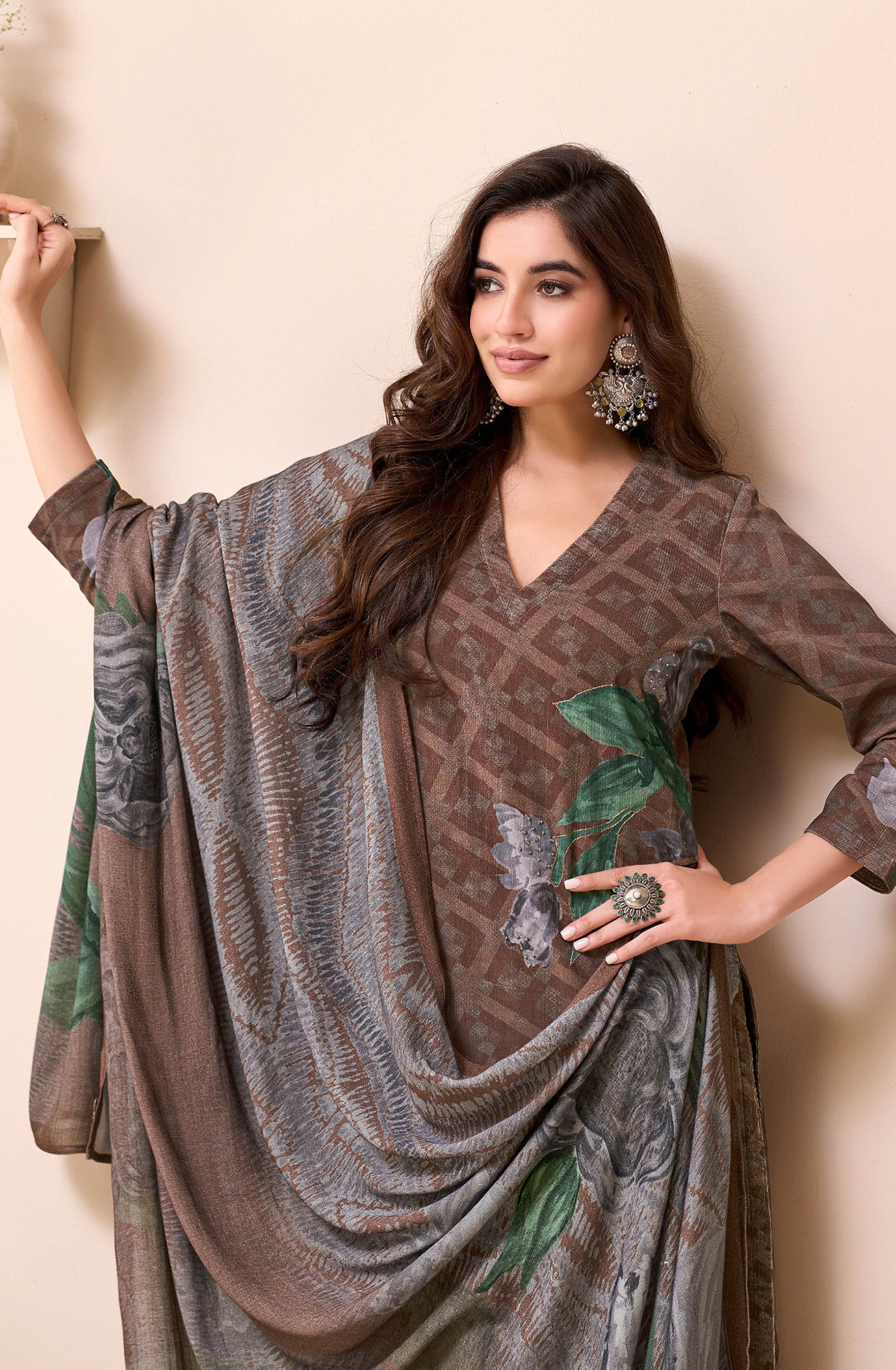 Brown pure corduroy Suit set with Dupatta- ROS786
