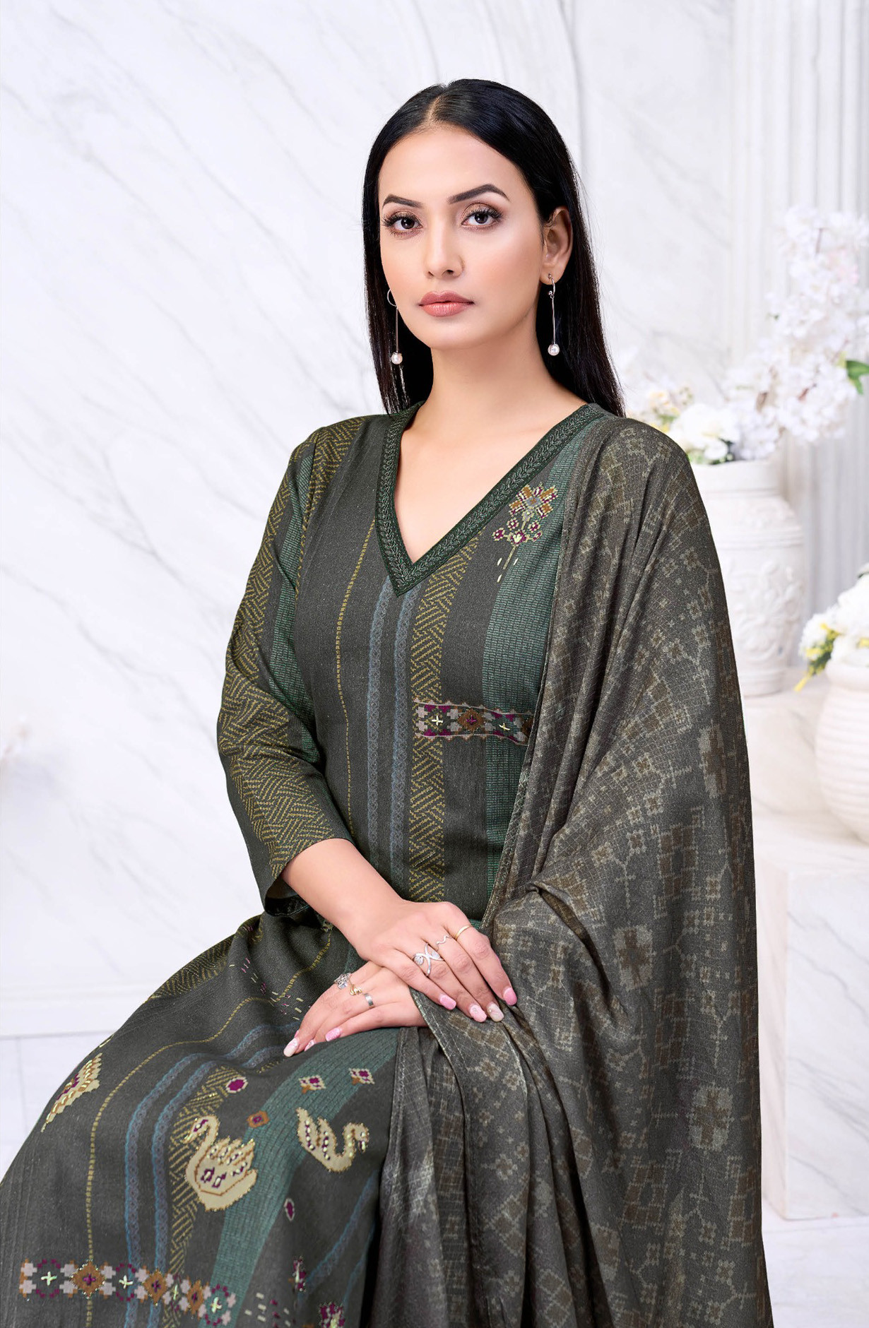 Grey pure corduroy Suit set with Dupatta- LAM510