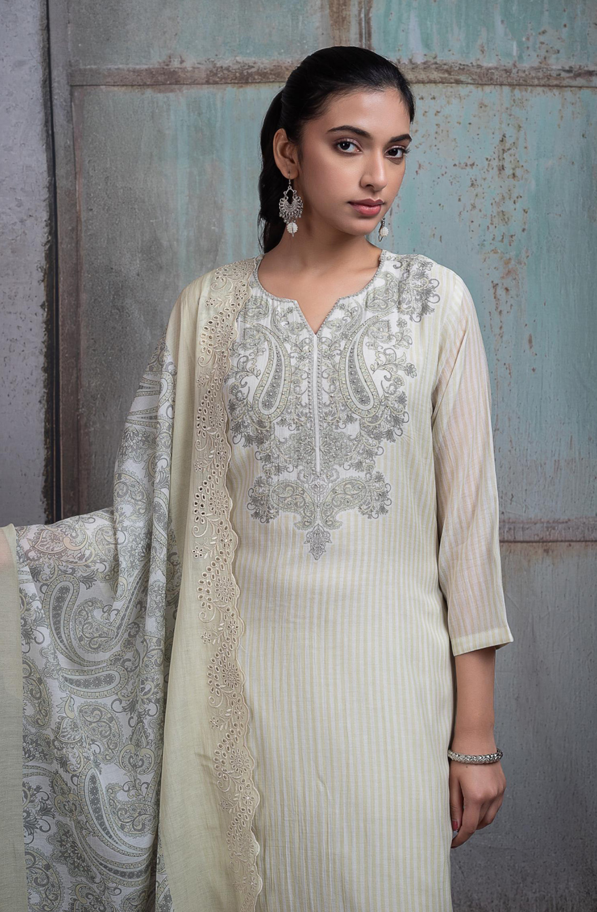 Mehndi Pure mul chanderi beautiful Suit Set with Dupatta - FAHNT155C