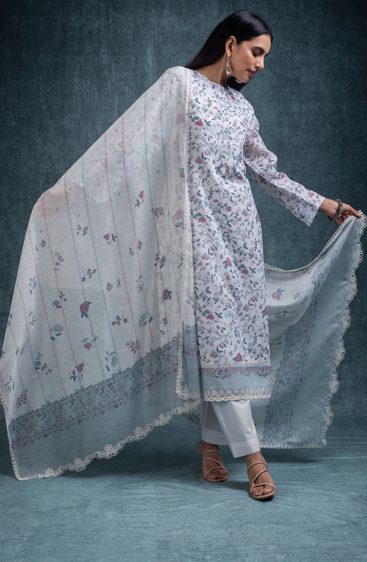 Green Linen beautiful Suit Set with Dupatta - INRNSP107C