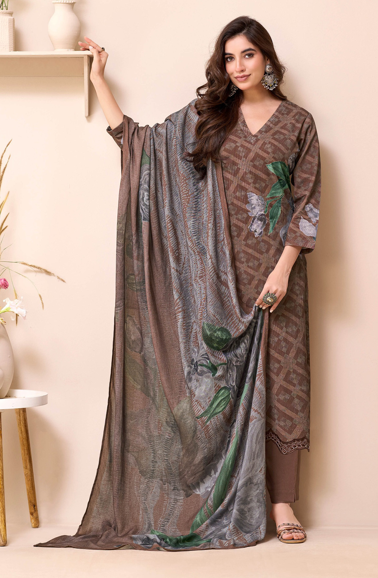 Brown pure corduroy Suit set with Dupatta- ROS786