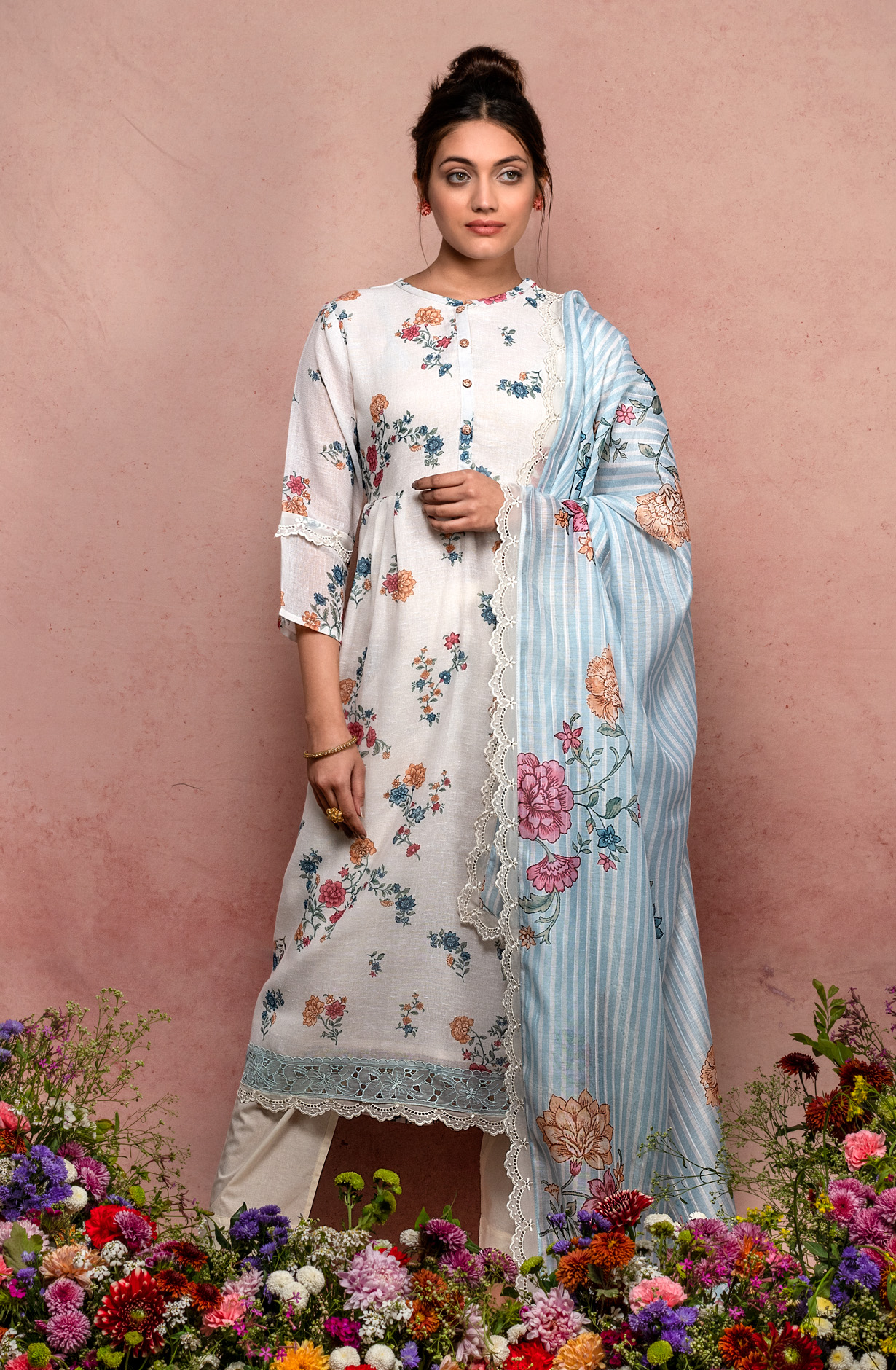 Cream Linen Exclusive Digital Print Suit-sets with Beautiful Dupatta - VOI1758