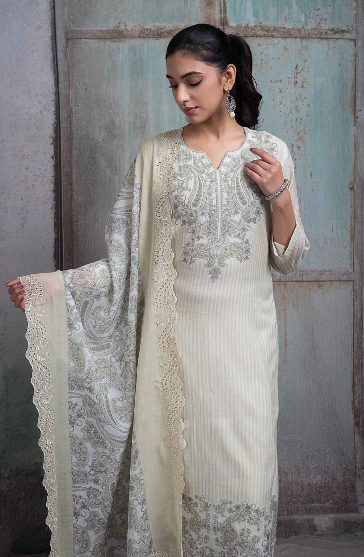 Mehndi Pure mul chanderi beautiful Suit Set with Dupatta - FAHNT155C