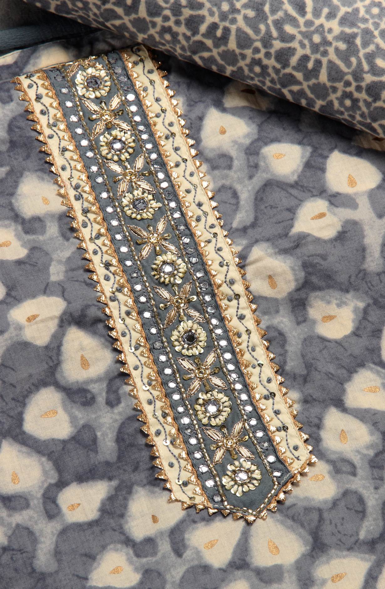 Grey Cotton Printed Unstitched Salwar Kameez with Chiffon Dupatta - 912-LA06643