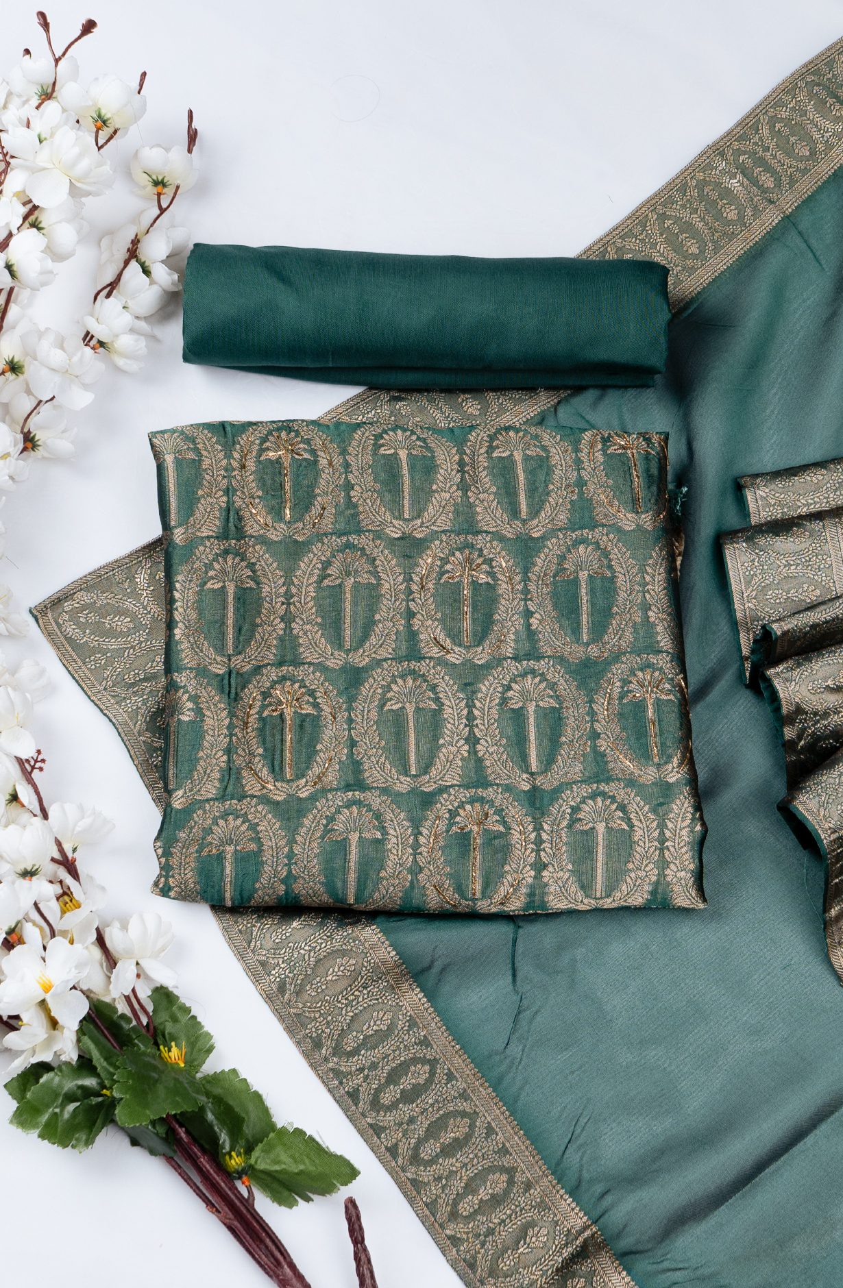 Green Banarsi Beautiful Suit Set with Dupatta - 944-11096A