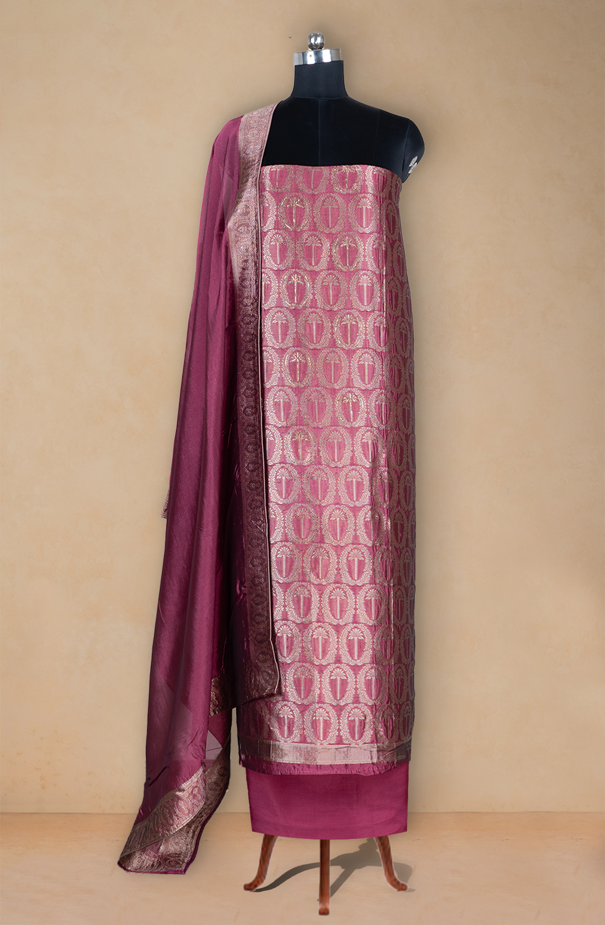 Burgundy Banarsi Beautiful Suit Set with Dupatta - 944-11096C