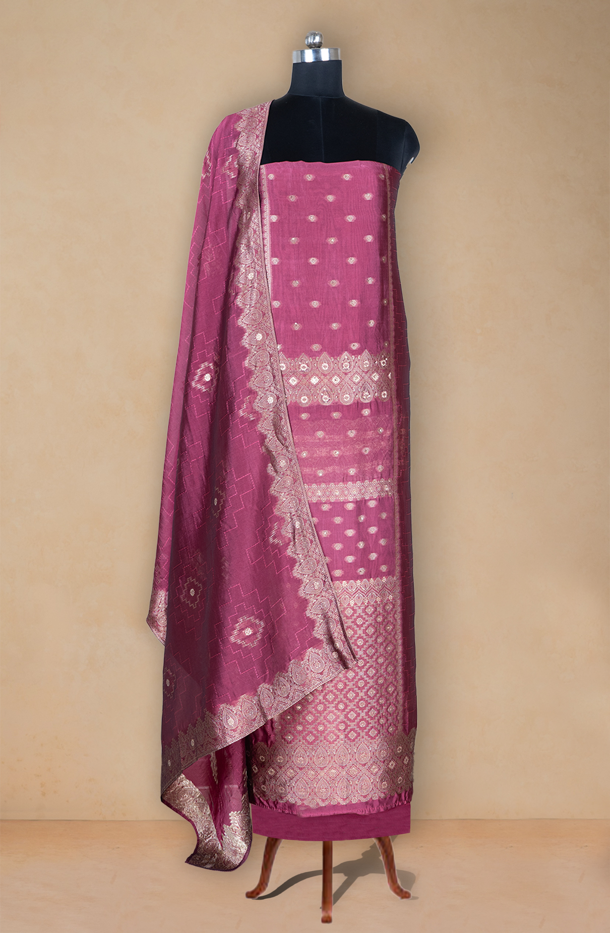 Burgundy Silk Organza Beautiful Suit Set with Dupatta - 944-11098-A