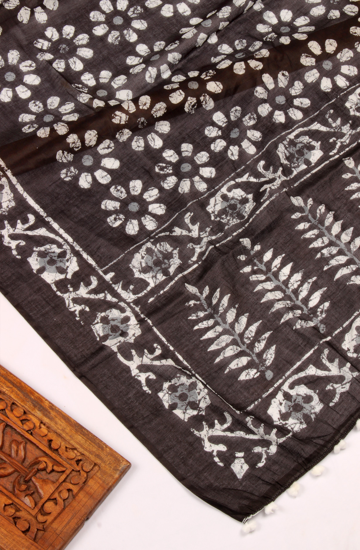 Black and White Cotton Printed Unstitched Salwar Kameez - 983-3491-1B