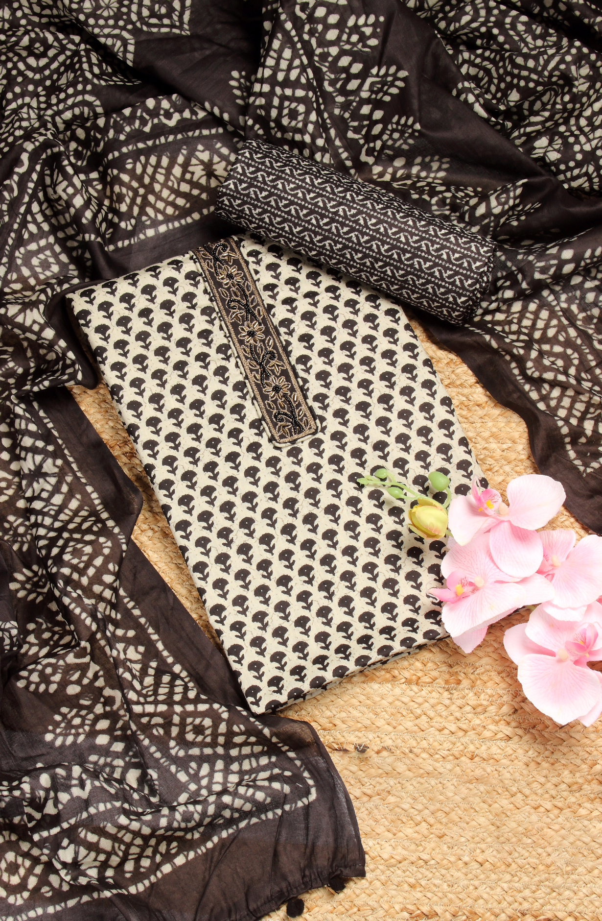 Black Cotton Printed Unstitched Salwar Suit - 983-4259-1B