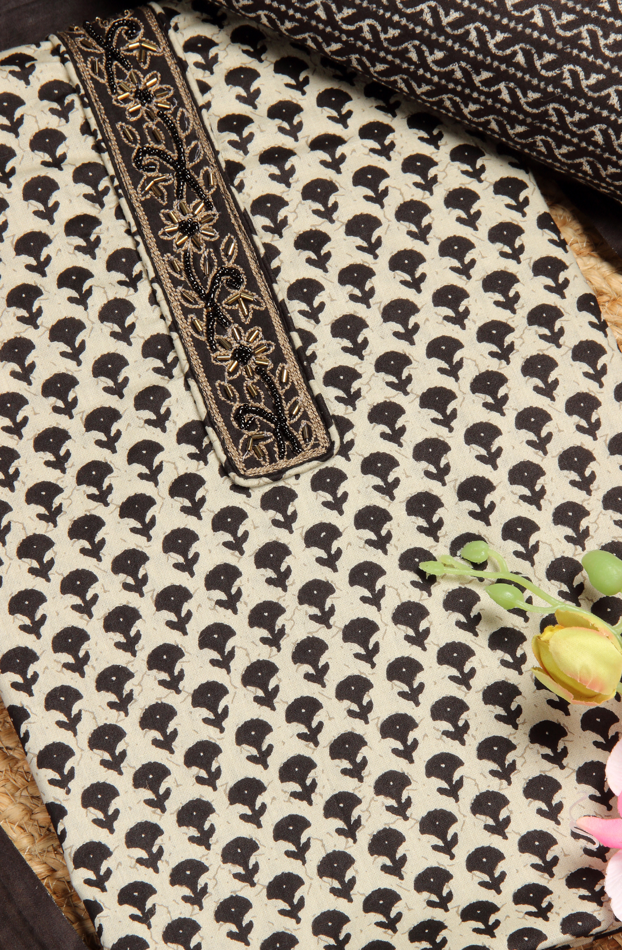 Black Cotton Printed Unstitched Salwar Suit - 983-4259-1B