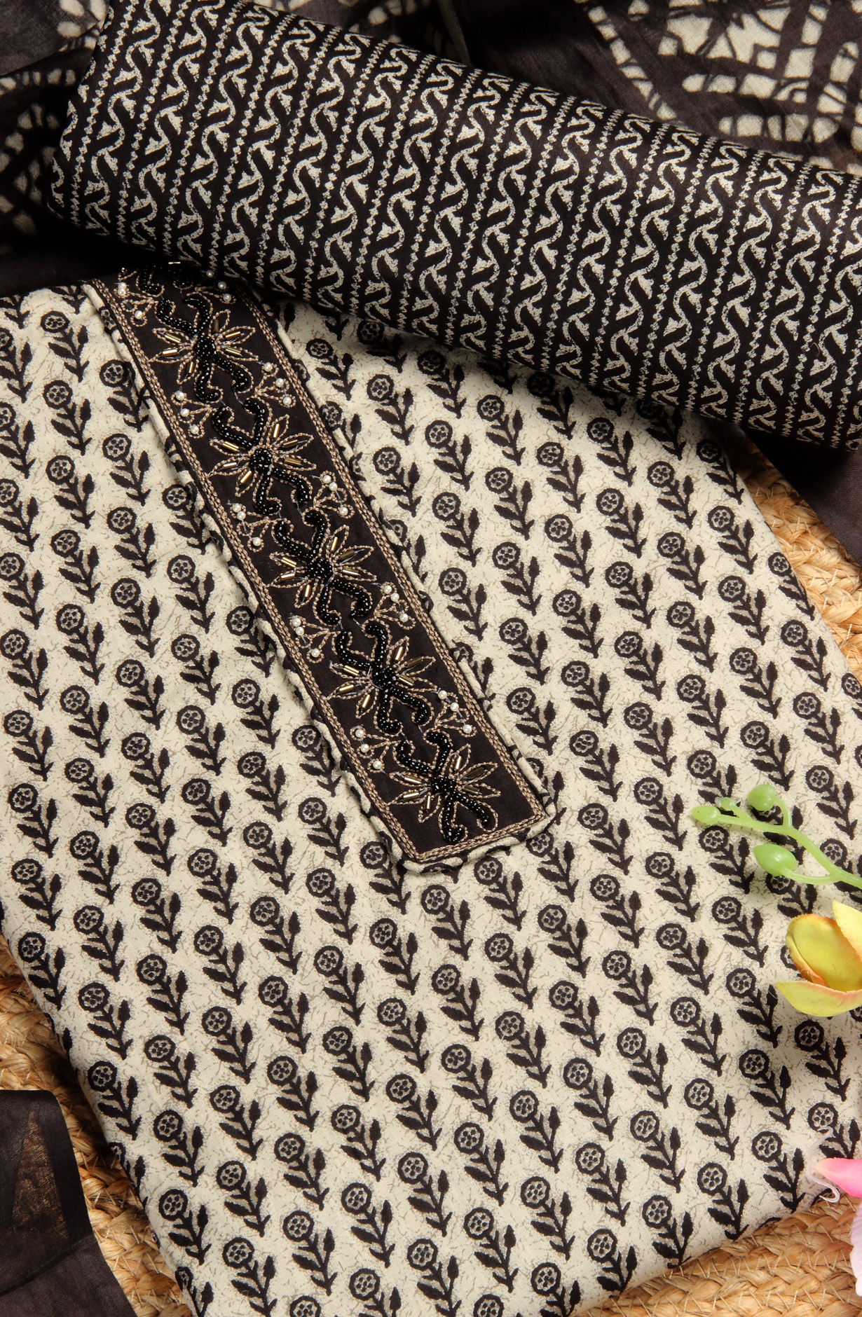 Black Cotton Printed Unstitched Salwar Suit - 983-4259C