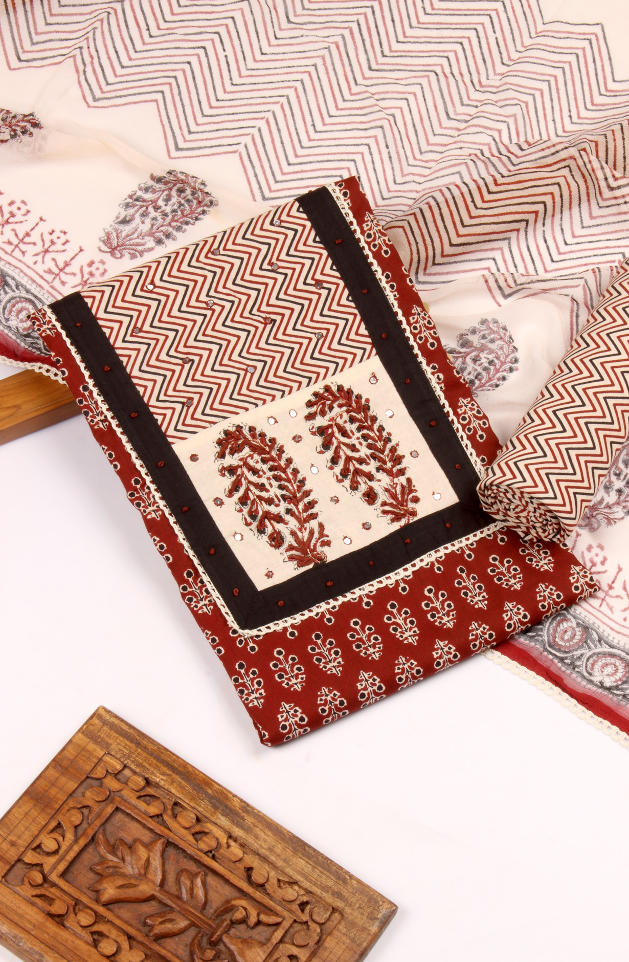 Maroon Cotton Printed Unstitched Salwar Kameez - 983-4550-1D