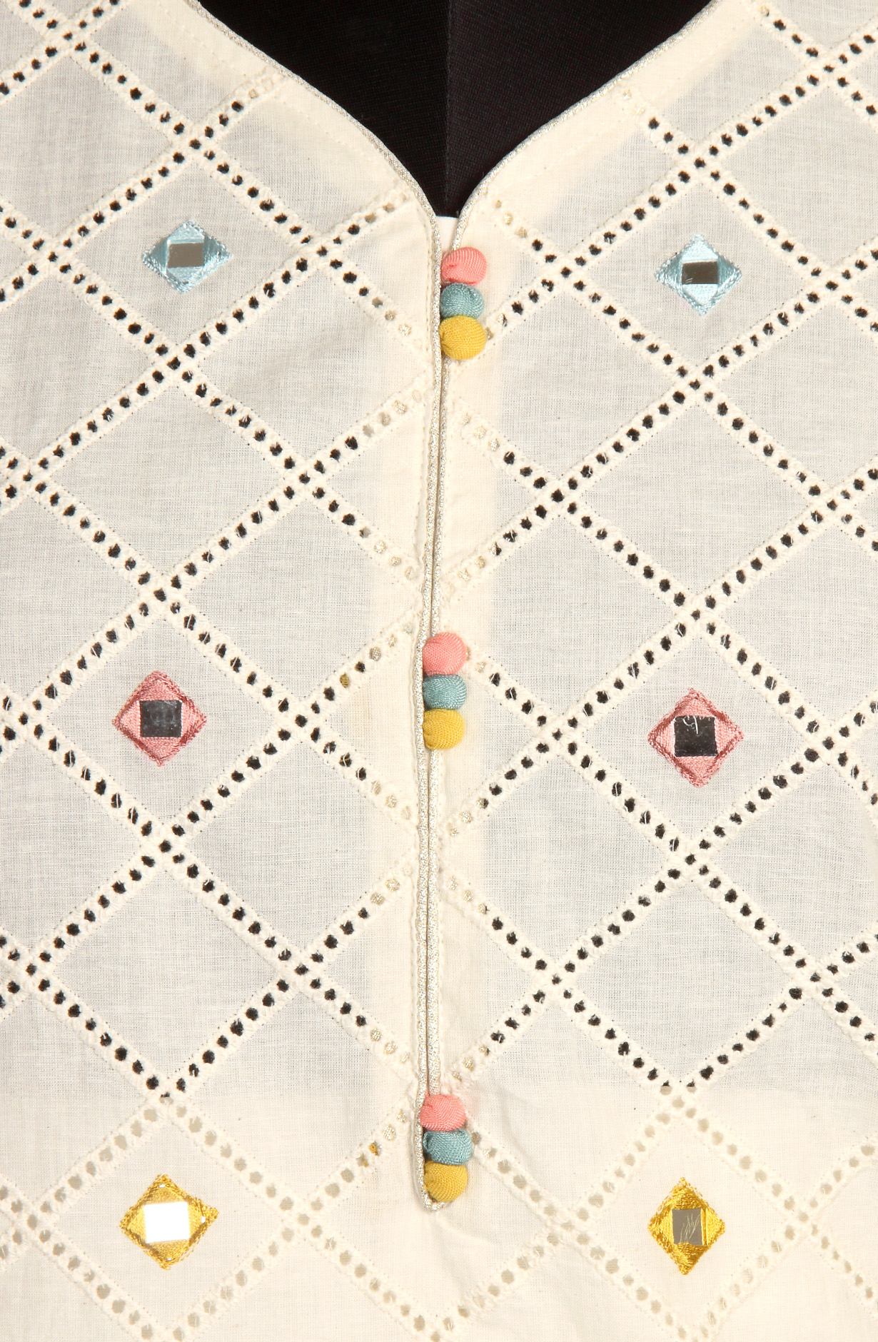 Cream Designer Cotton Salwar Kameez with Organza Dupatta - 999-DS065