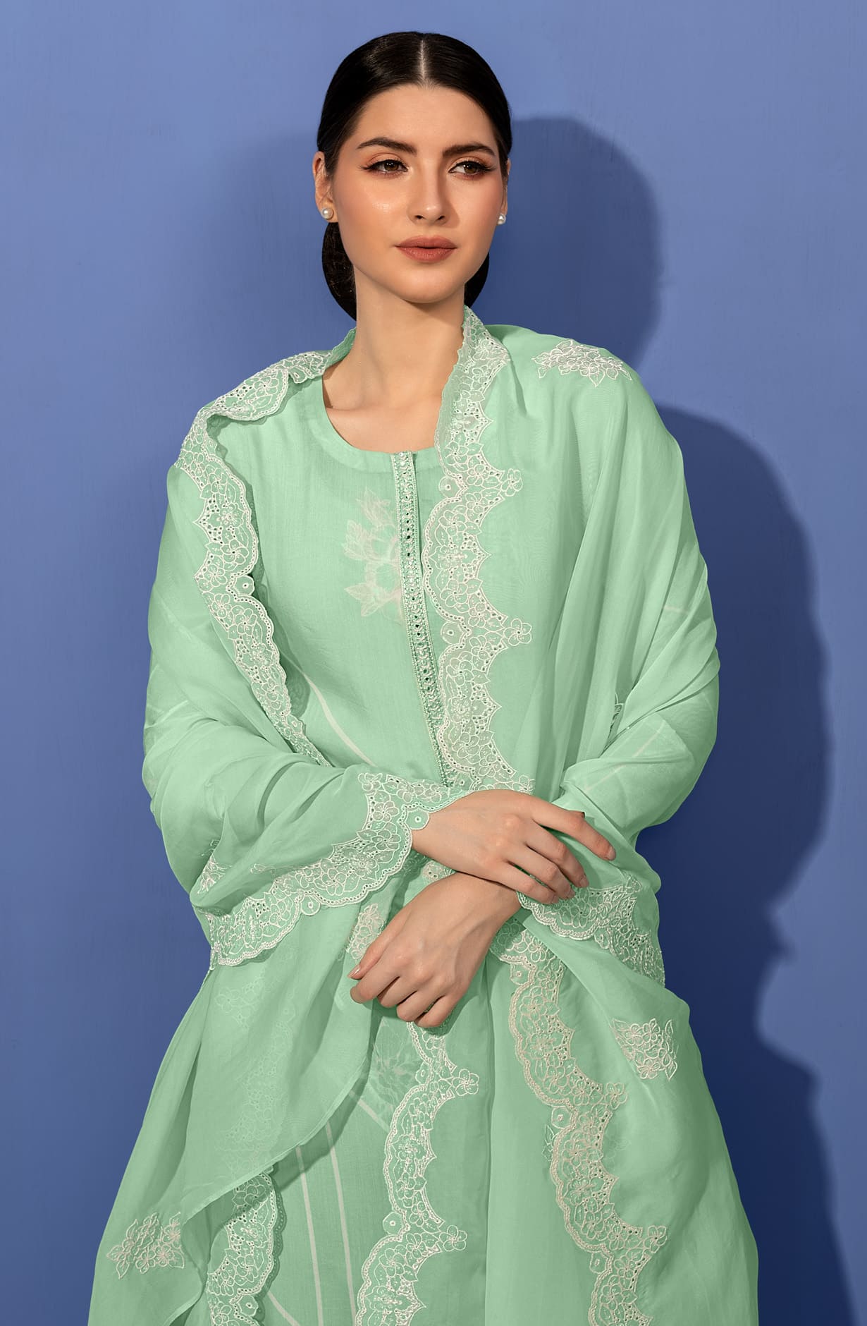 Sea Green Muslin Exclusive Semi Stitched Suit-set with Chiffon Dupatta - ANA8822