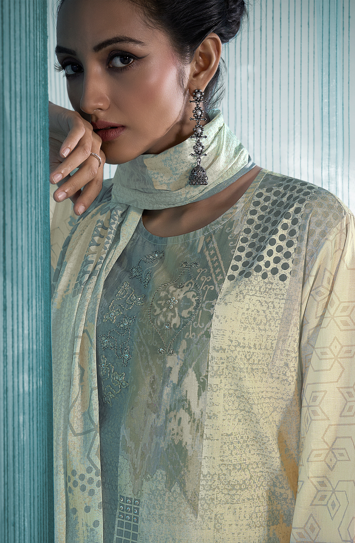 Off-white Grey Pure Cotton Digital Printed Unstitched Lace Work Suit with Trendy Dupatta - ANO485
