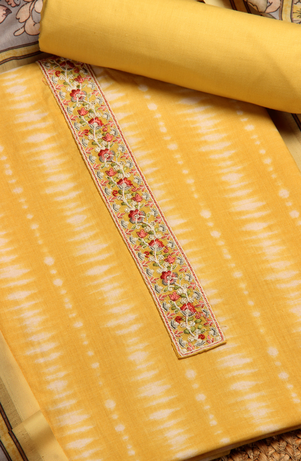 Yellow Cotton Printed Unstitched Dress Material - ANU29002