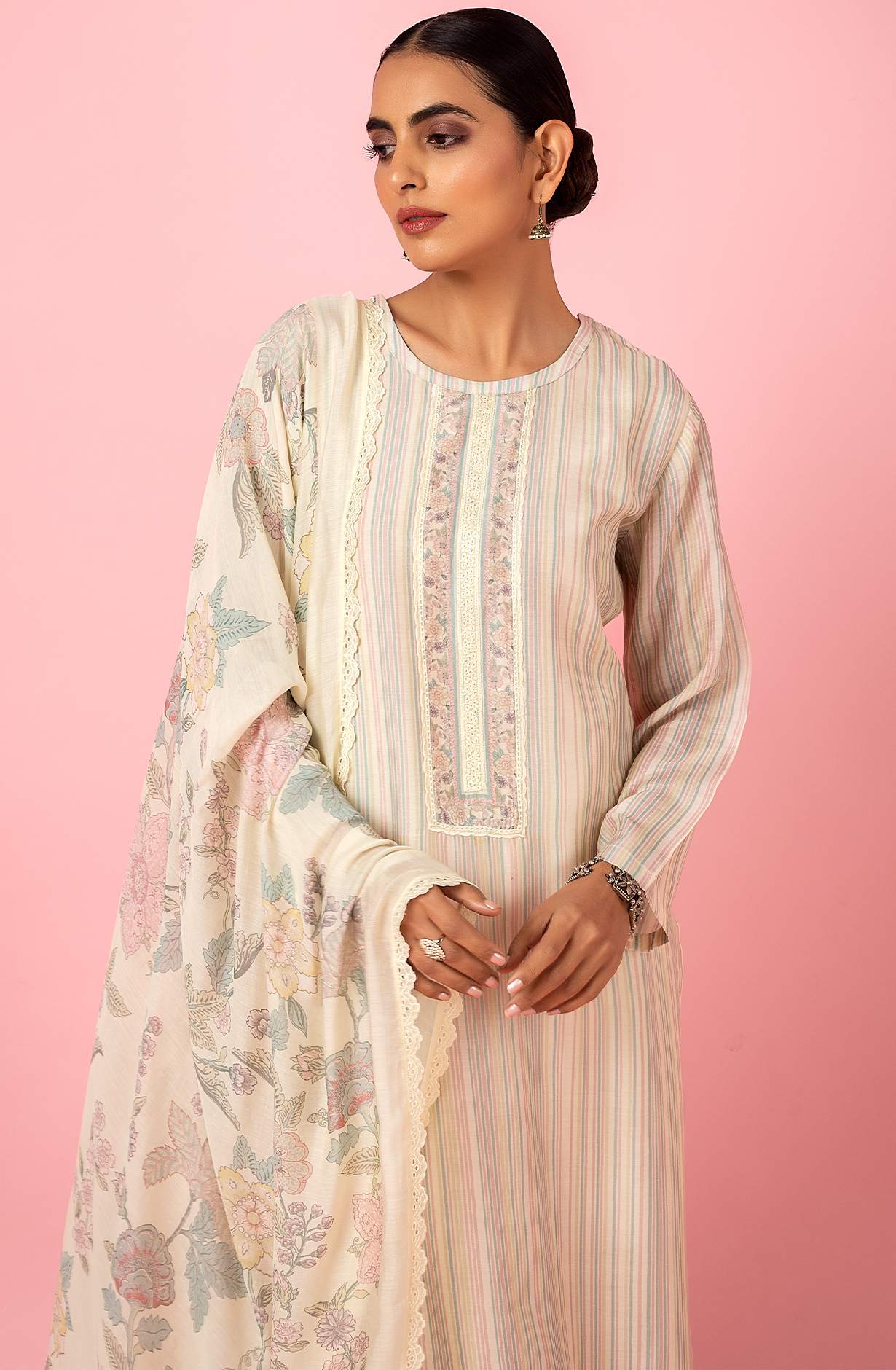 Yellow and Multi Beautiful Muslin Digital Printed Salwar Kameez - ARB2181B