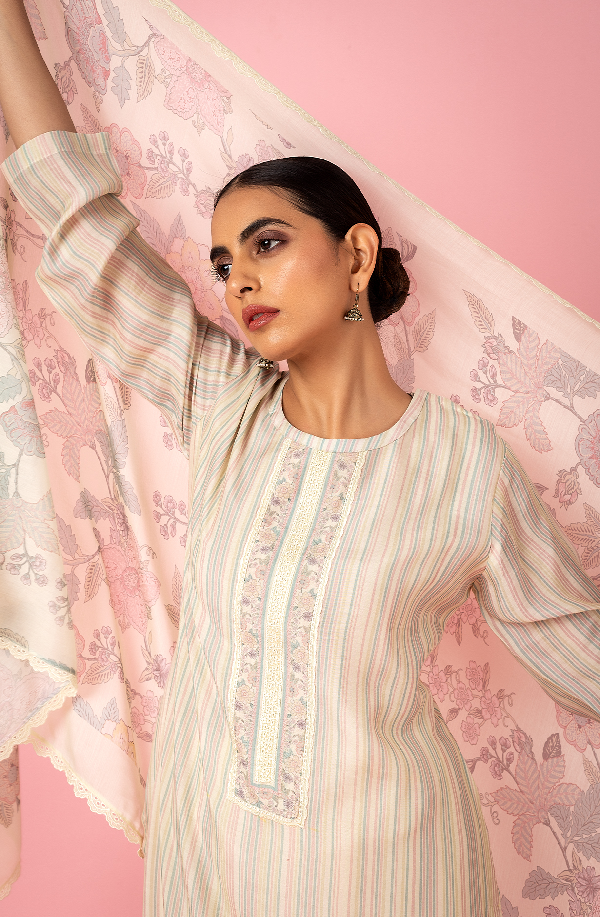 Yellow and Multi Beautiful Muslin Digital Printed Salwar Kameez - ARB2181B