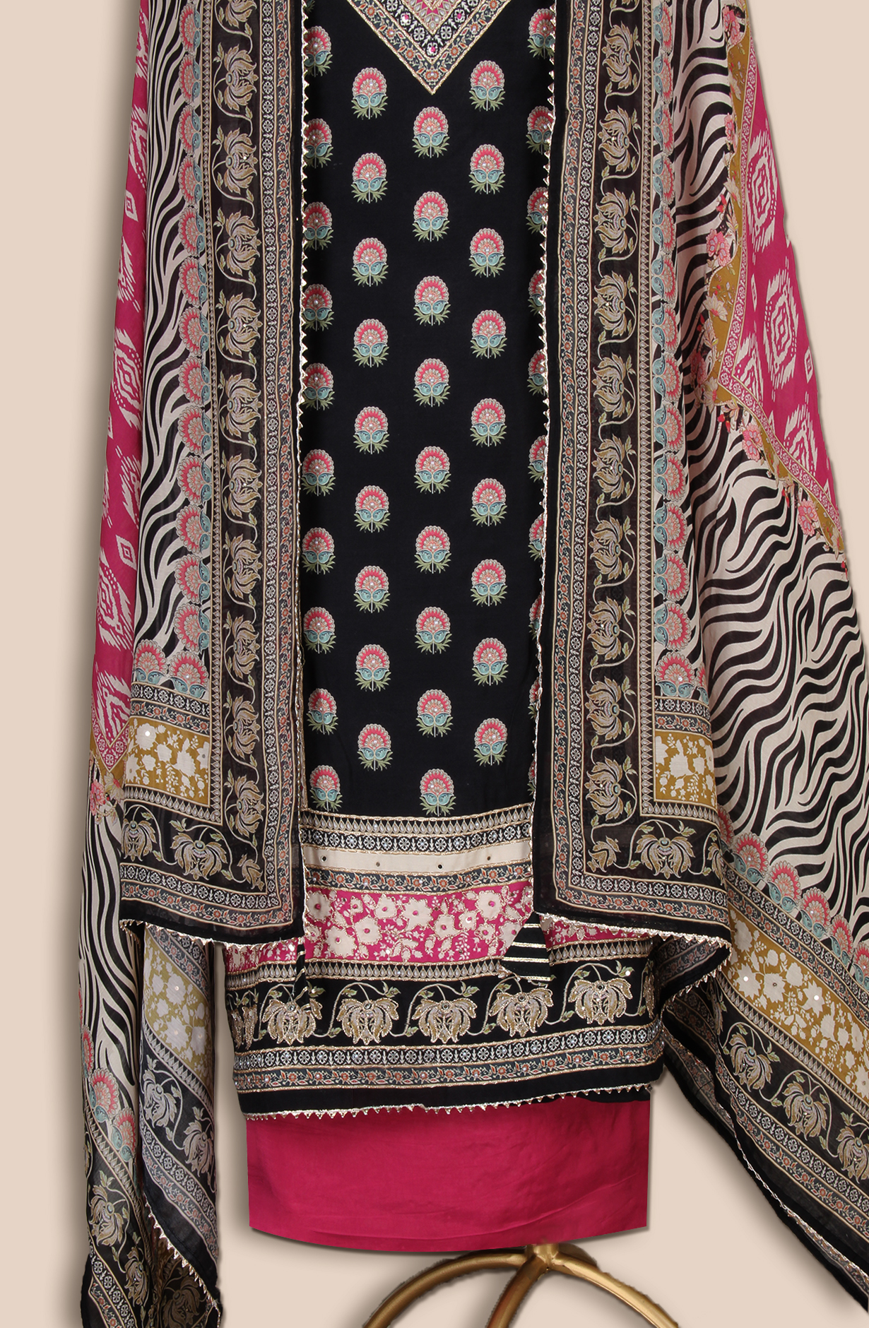 Magenta Beautiful Muslin Festive Salwar Kameez - ARTSMSLN01A