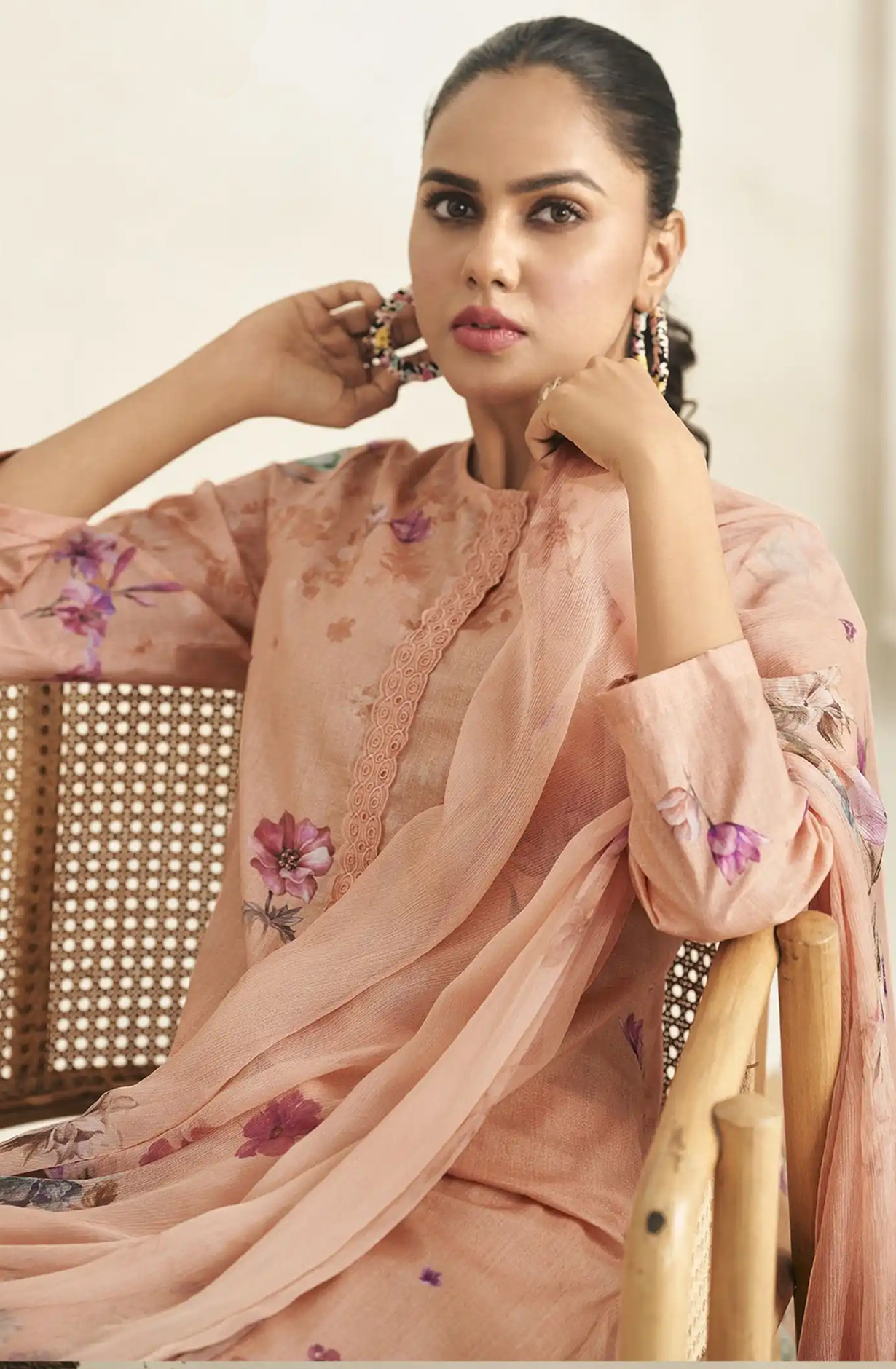 Orange Cotton Lawn Beautiful Suit Set - AVI1155