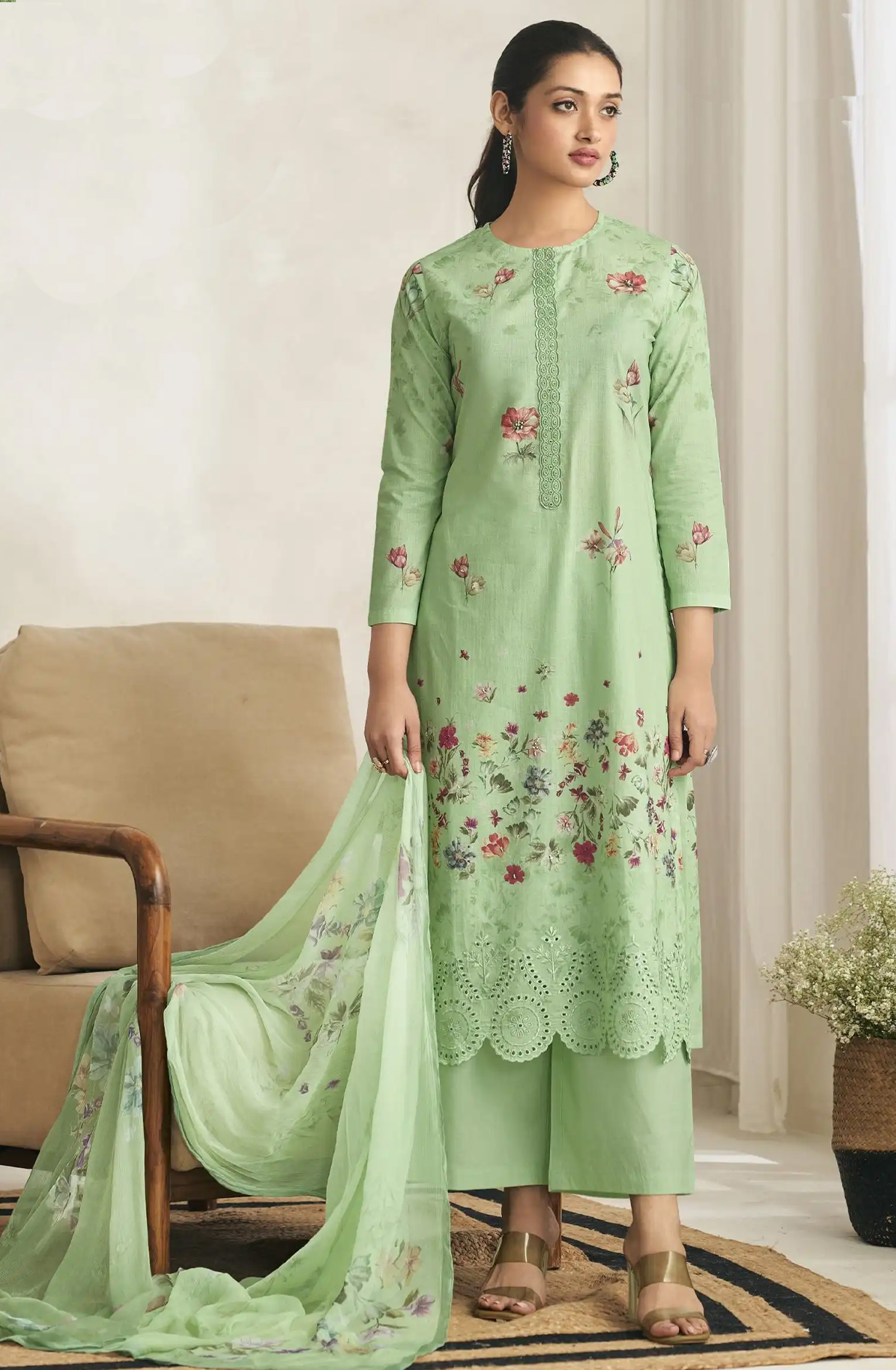 Green Cotton Lawn Beautiful Suit Set - AVI1165