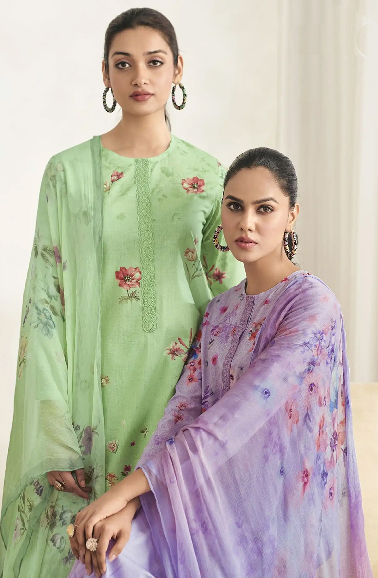 Green Cotton Lawn Beautiful Suit Set - AVI1165