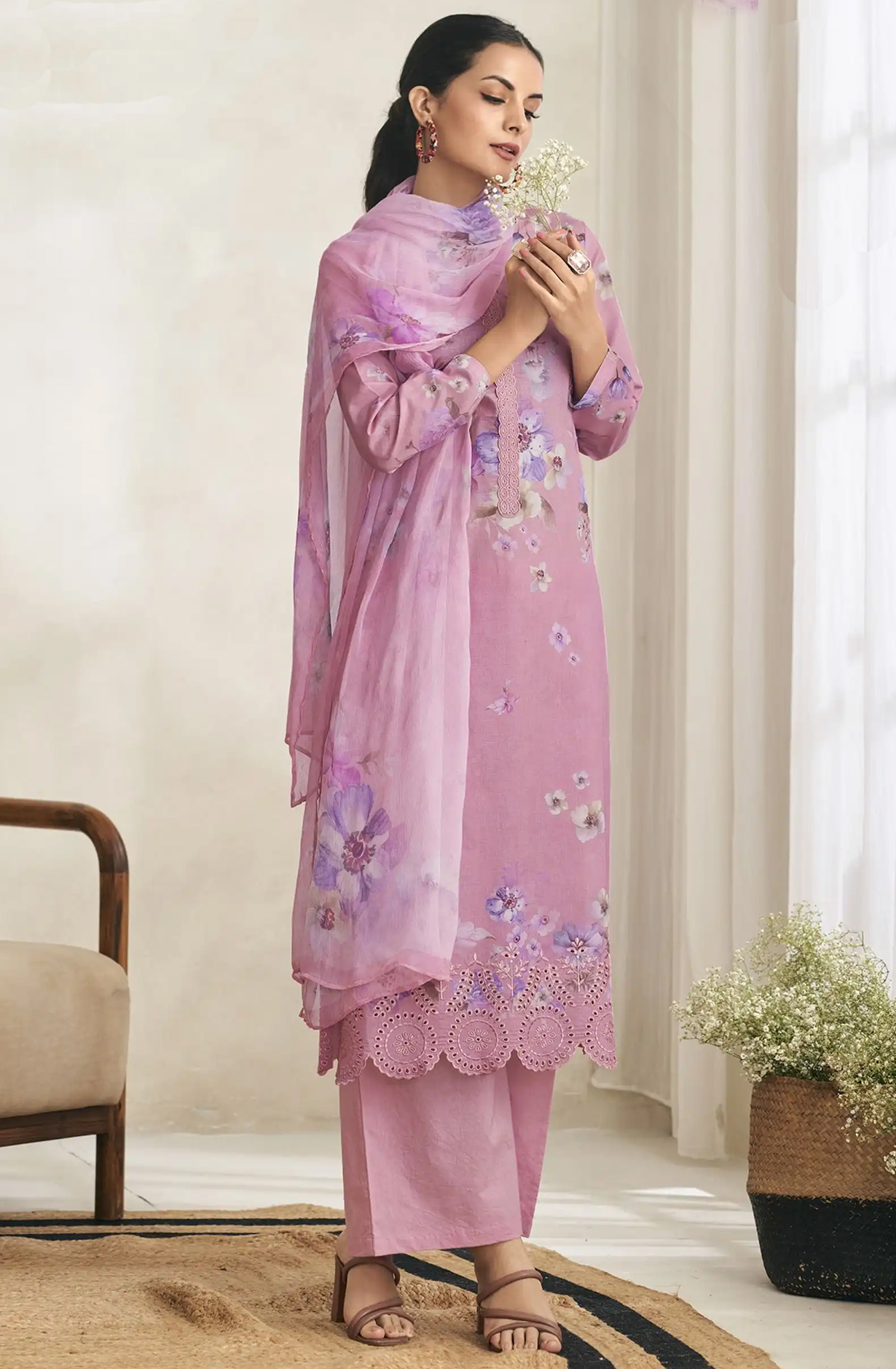 Pink Cotton Lawn Beautiful Suit Set - AVI1185